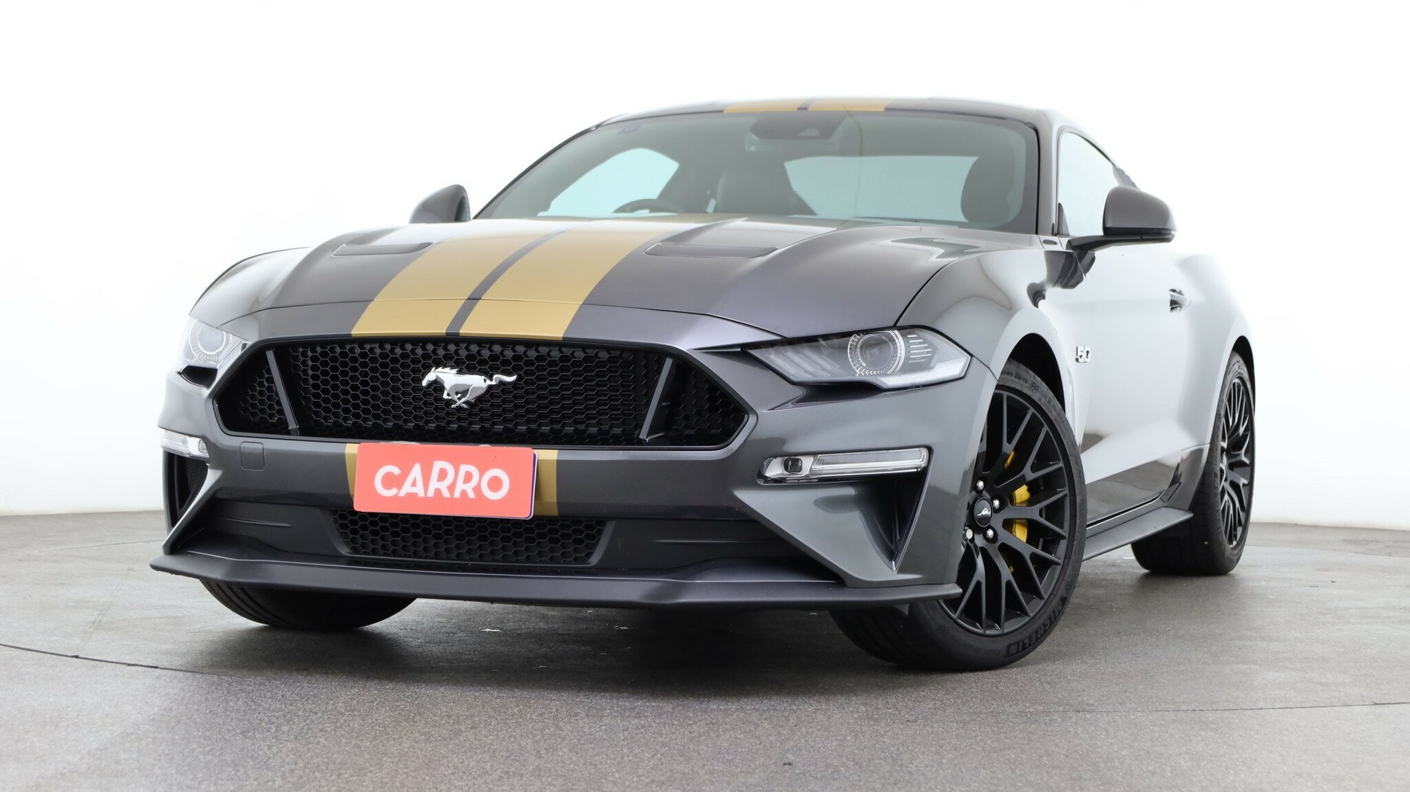 Ford Mustang image 2