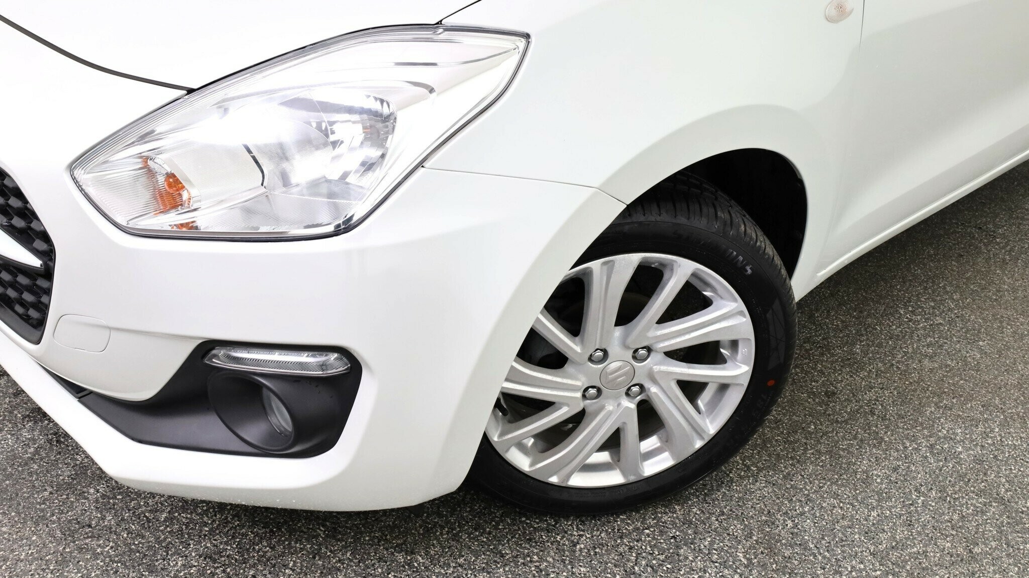 Suzuki Swift image 3