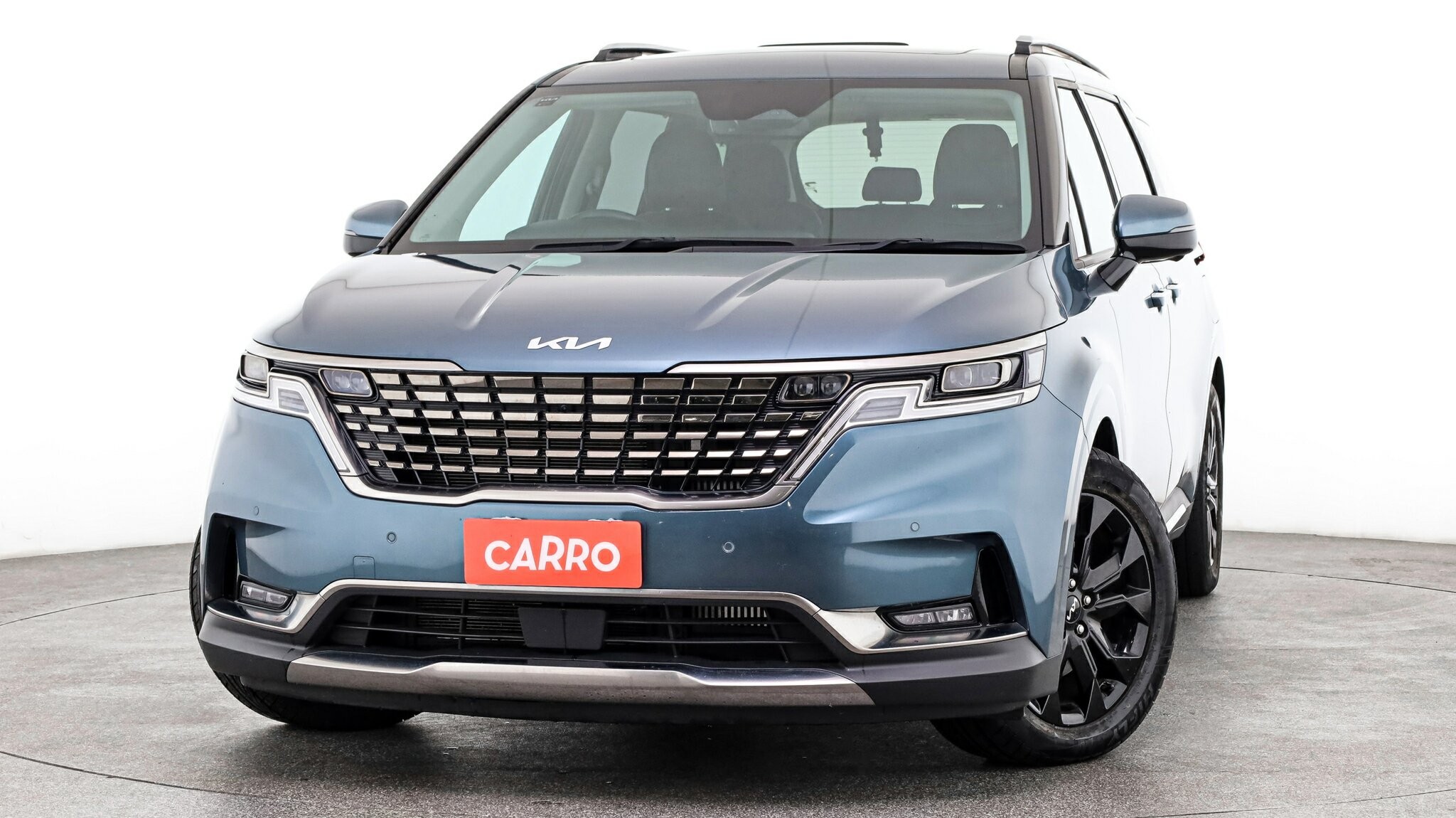 Kia Carnival image 2