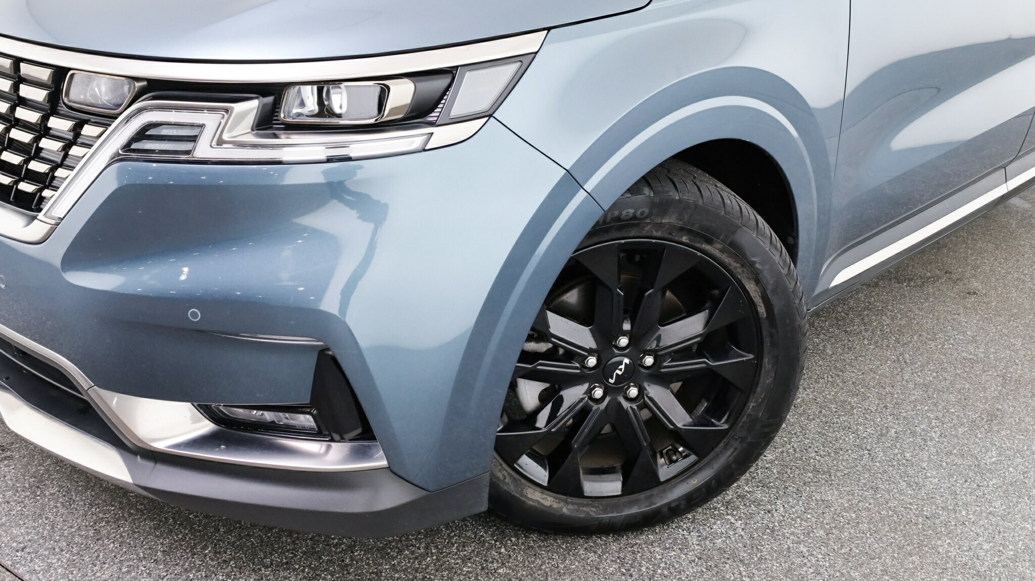 Kia Carnival image 3