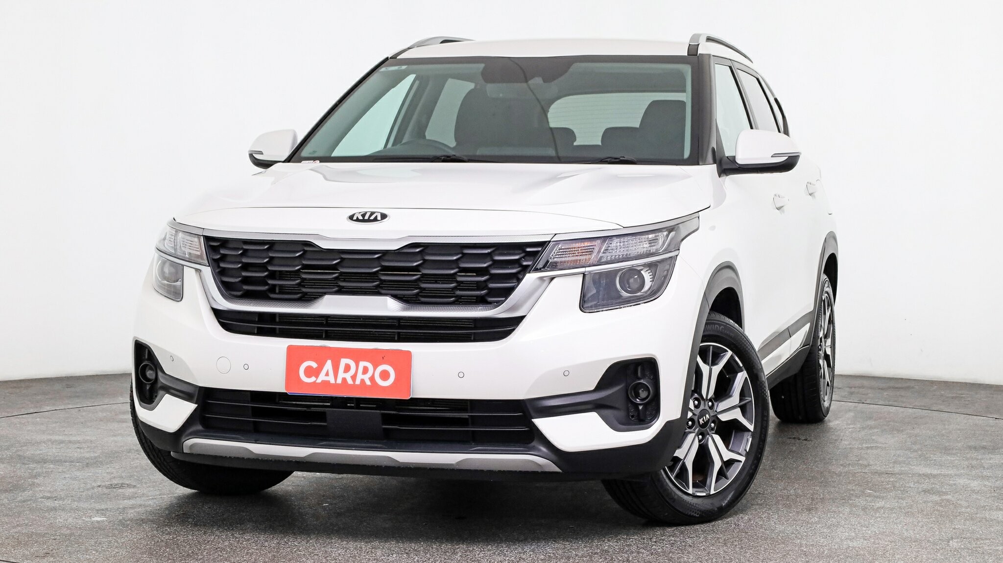 Kia Seltos image 1