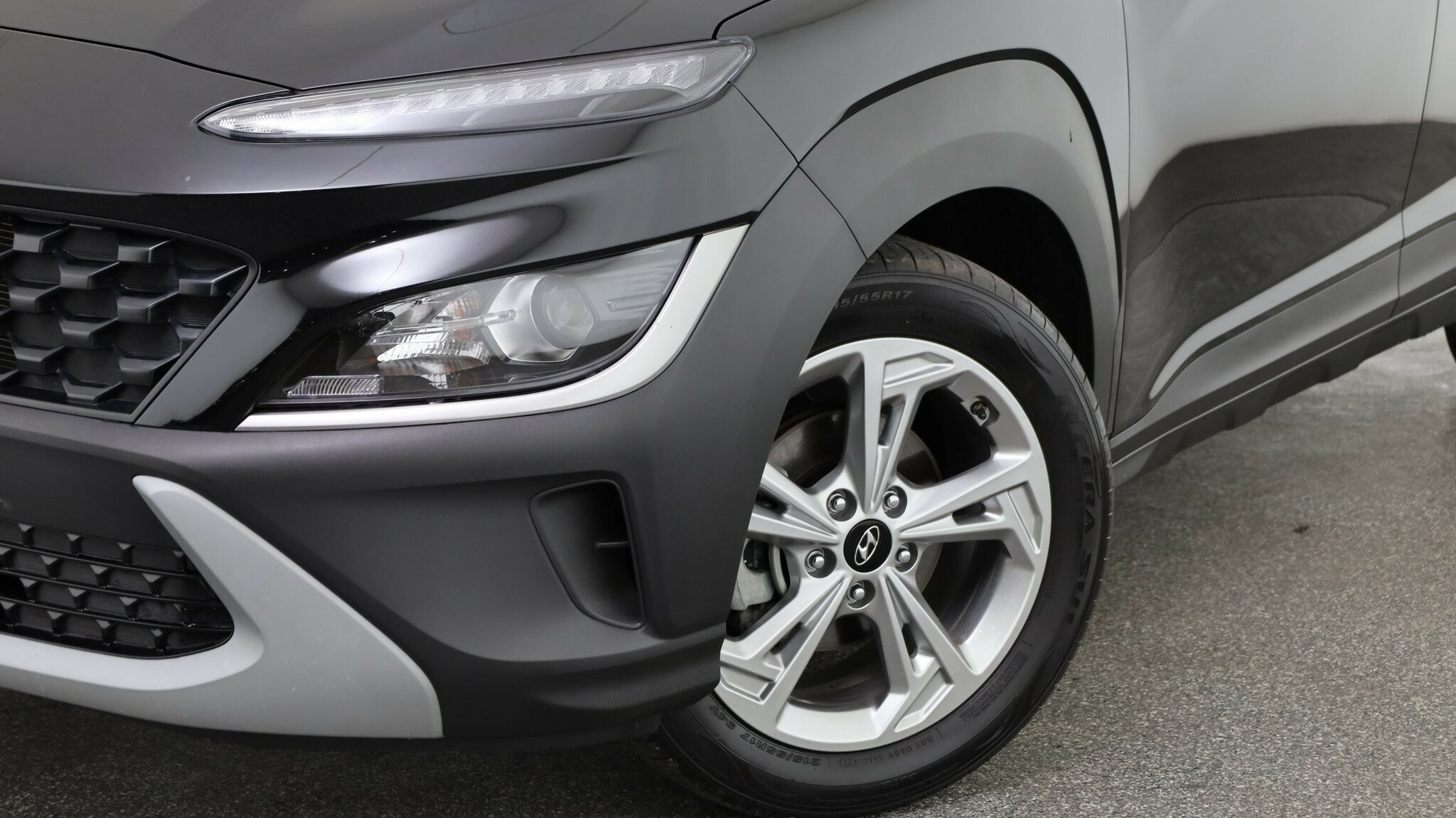 Hyundai Kona image 3