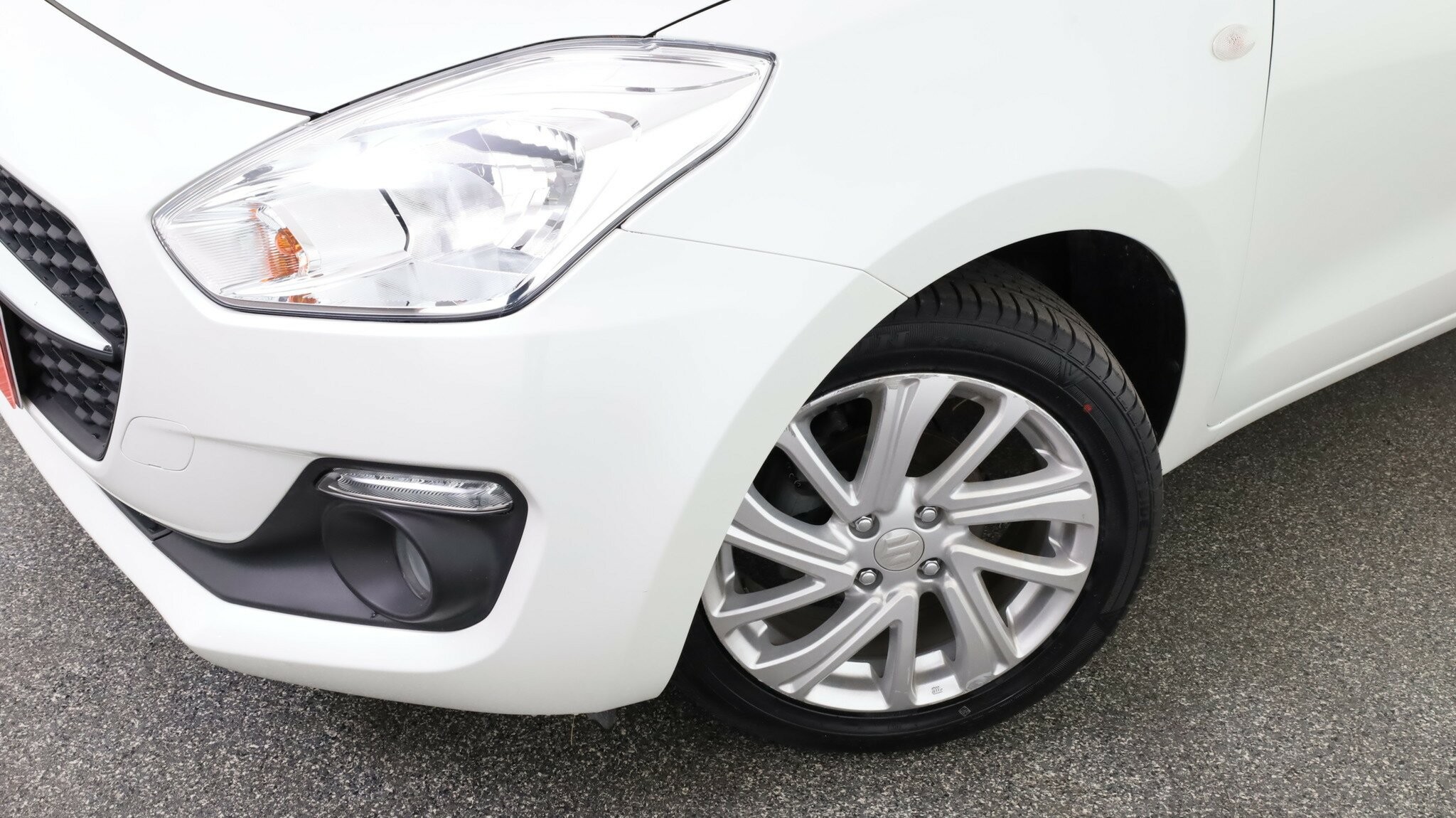 Suzuki Swift image 3
