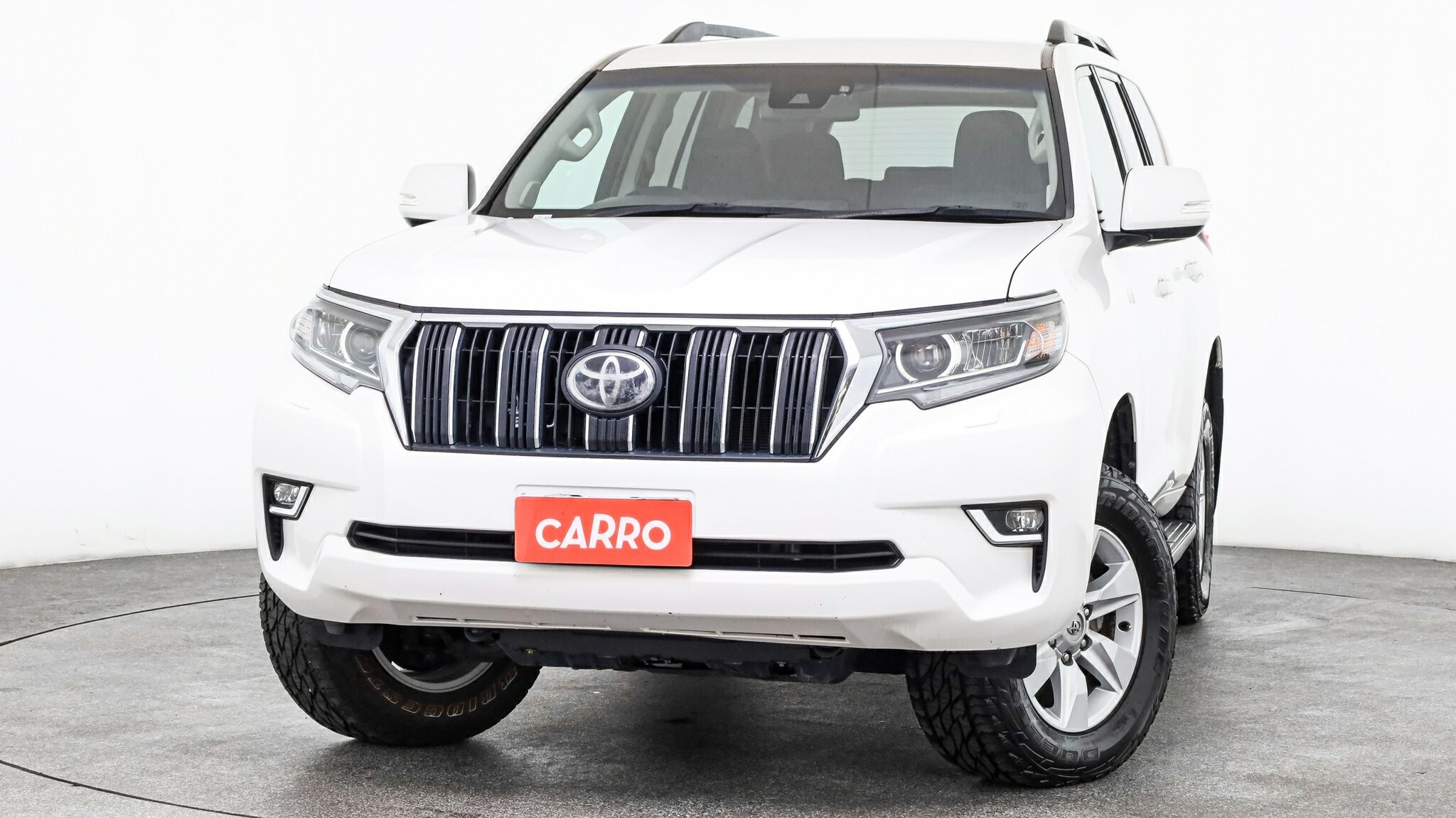 Toyota Landcruiser Prado image 2