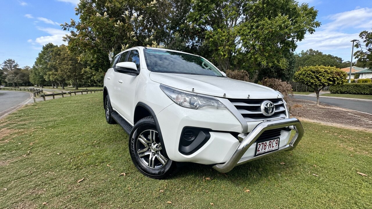 Toyota Fortuner image 2