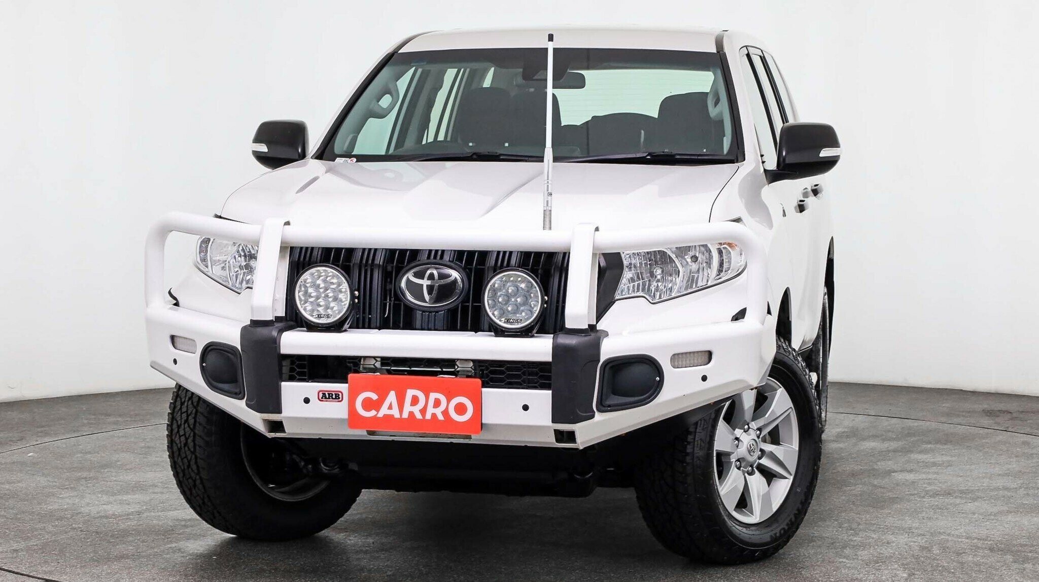 Toyota Landcruiser Prado image 2