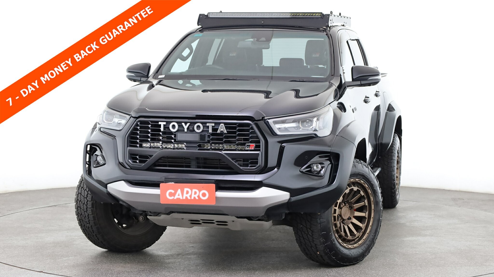 Toyota Hilux image 1