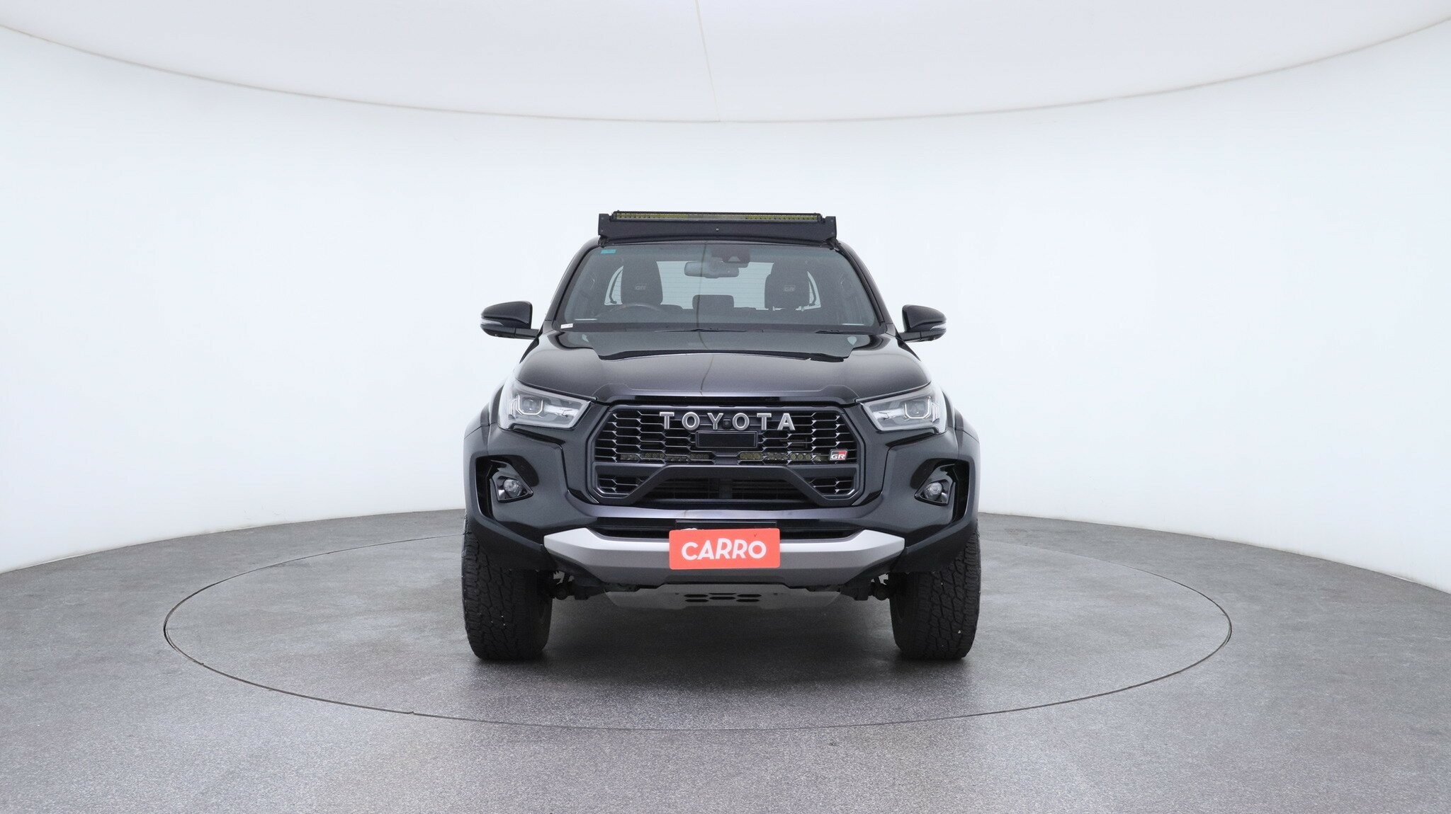 Toyota Hilux image 4