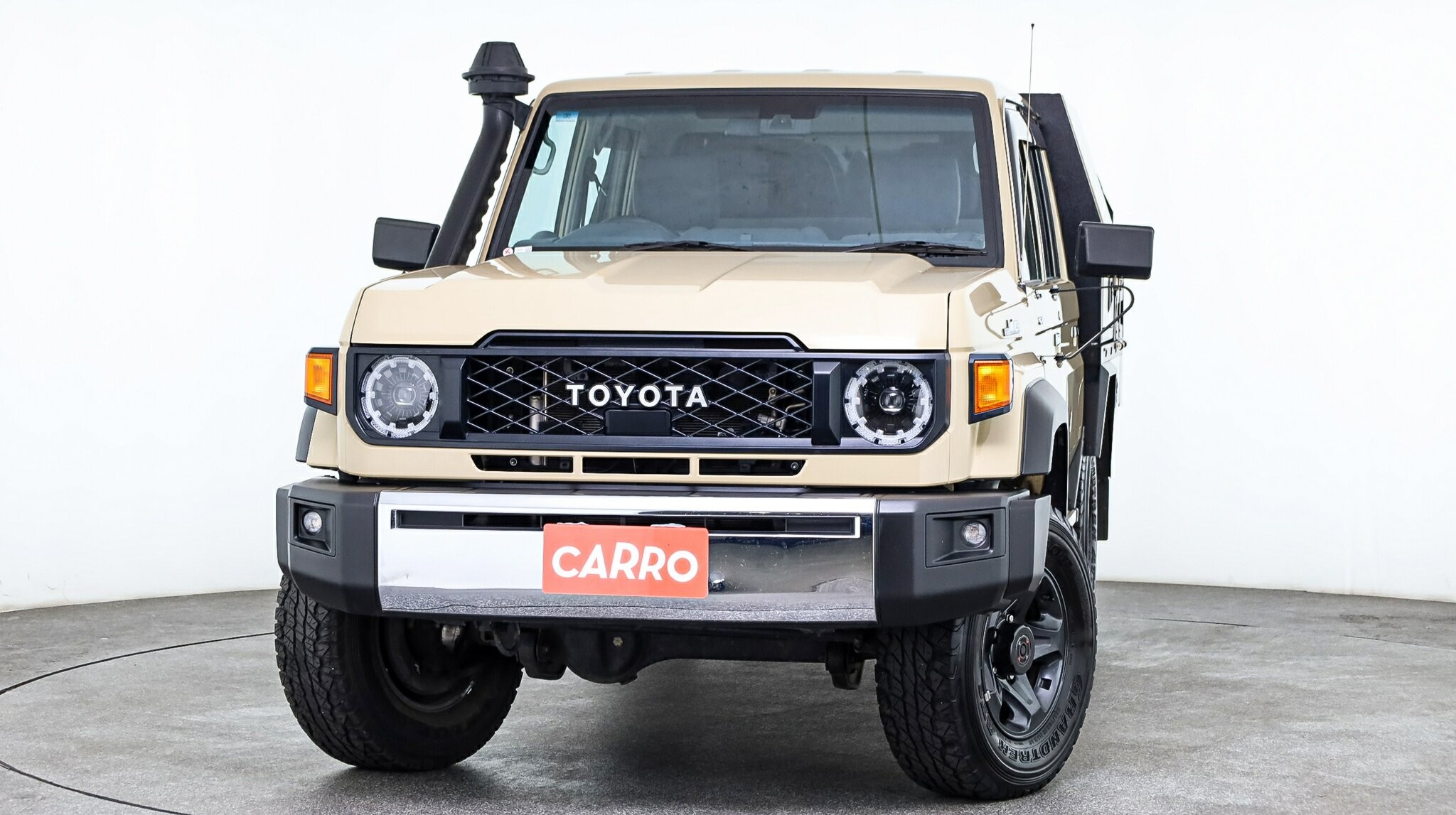 Toyota Landcruiser image 2