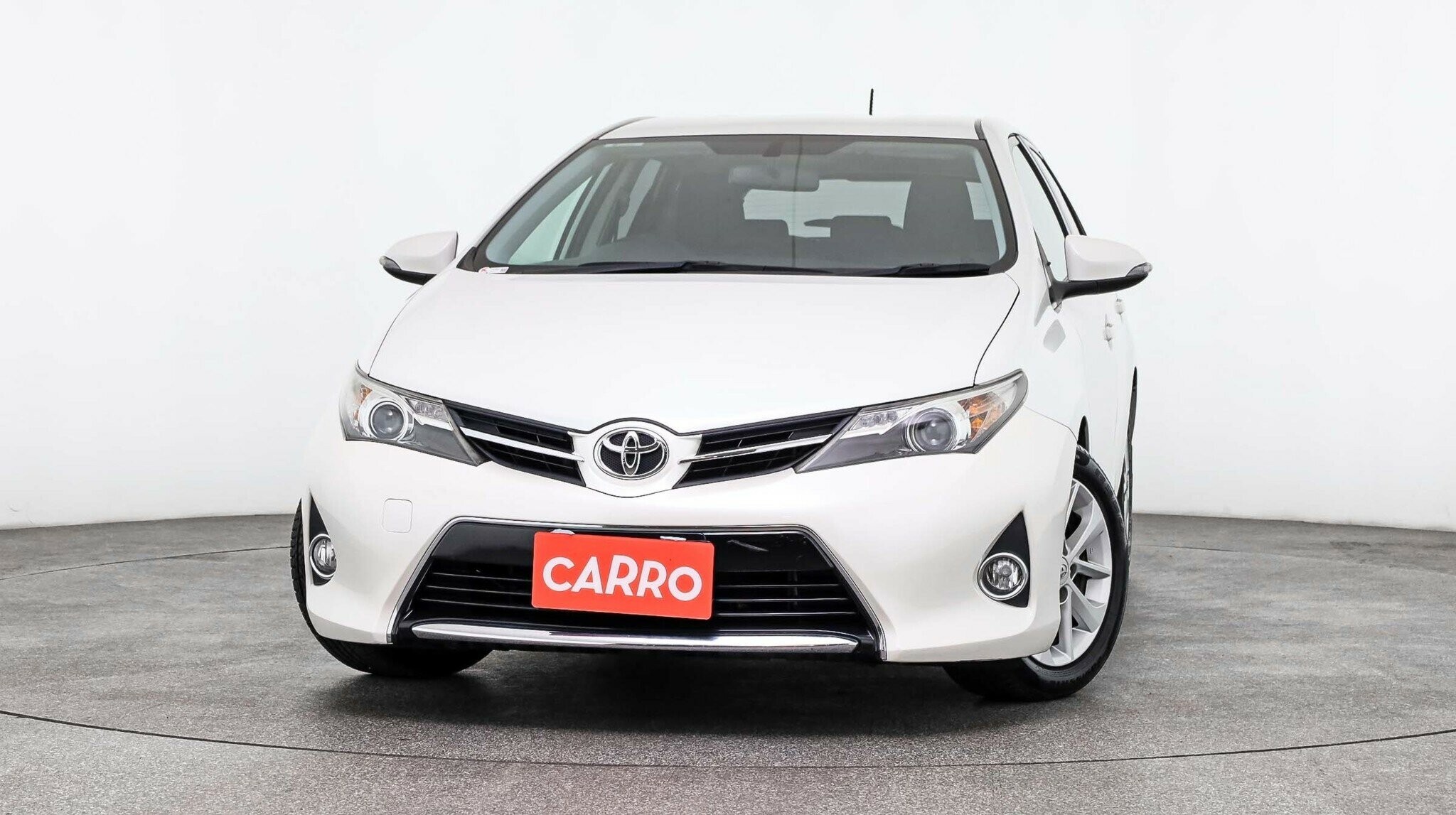 Toyota Corolla image 2