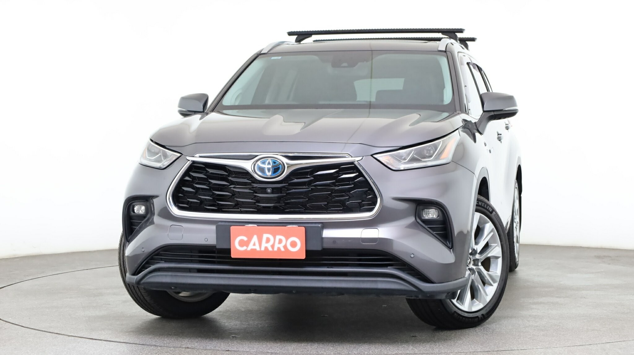 Toyota Kluger image 2