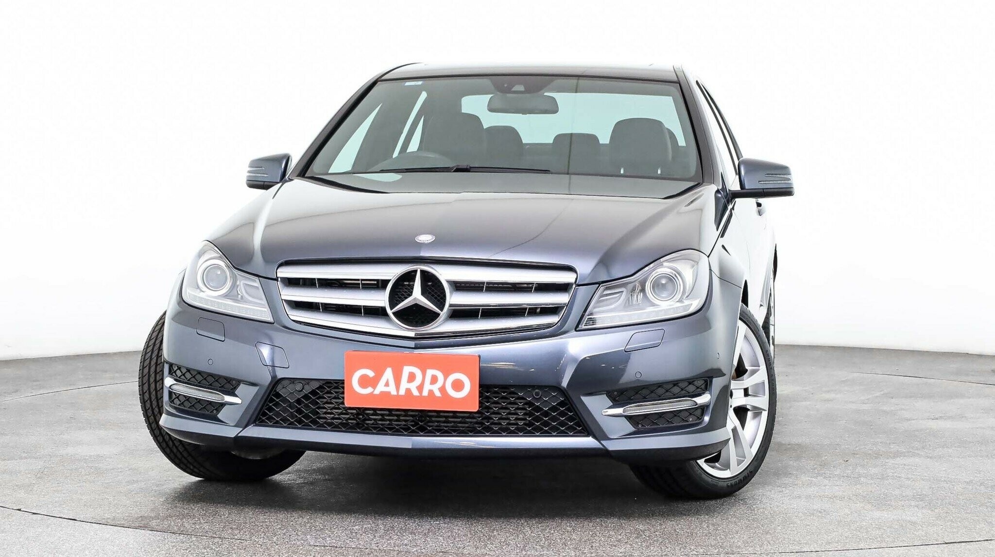 Mercedes Benz C-class image 2