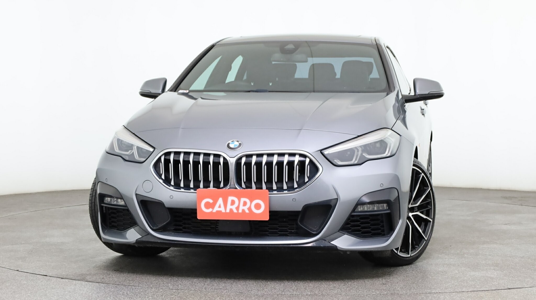 BMW 2 Series image 2