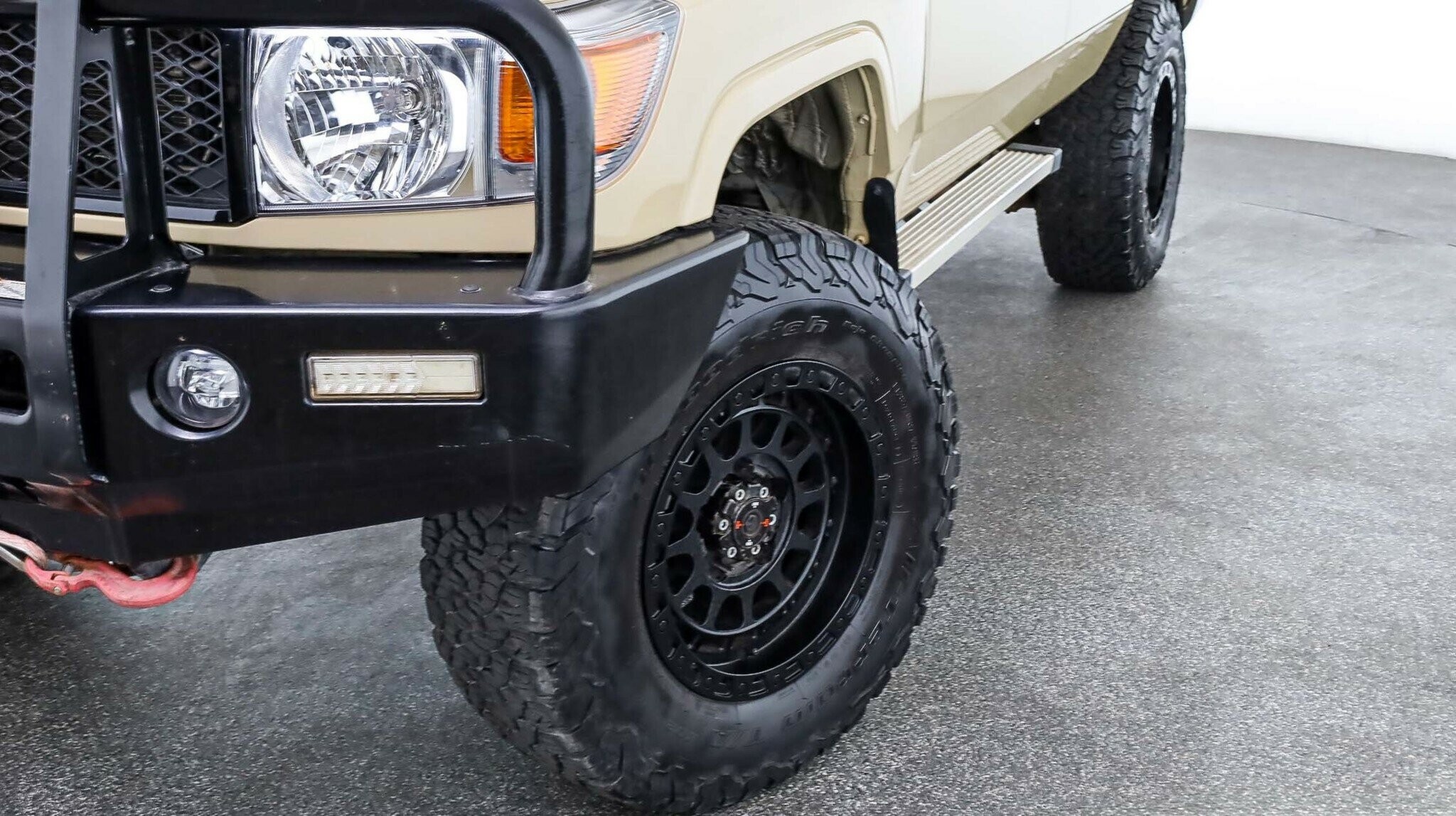 Toyota Landcruiser image 3