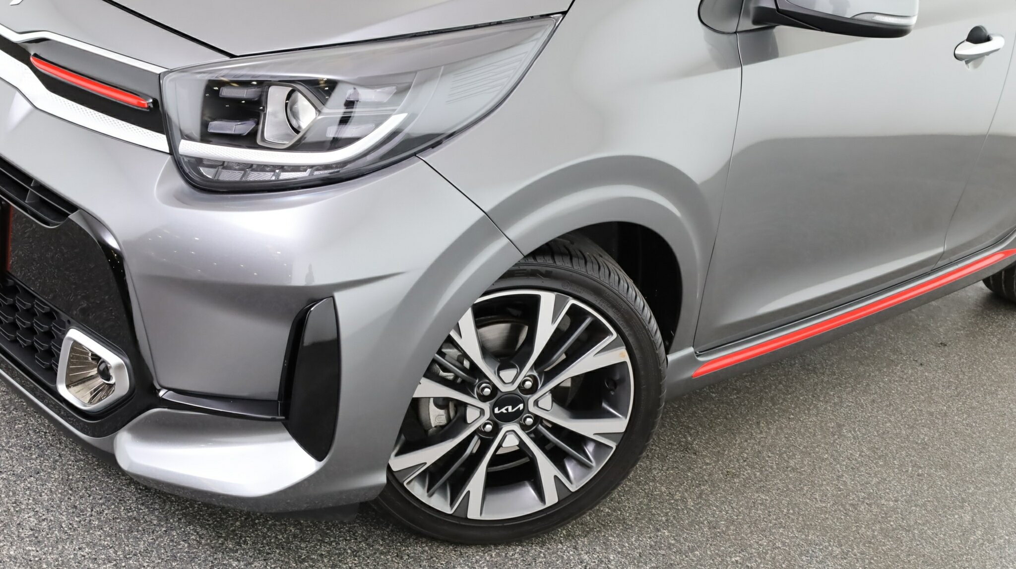 Kia Picanto image 3