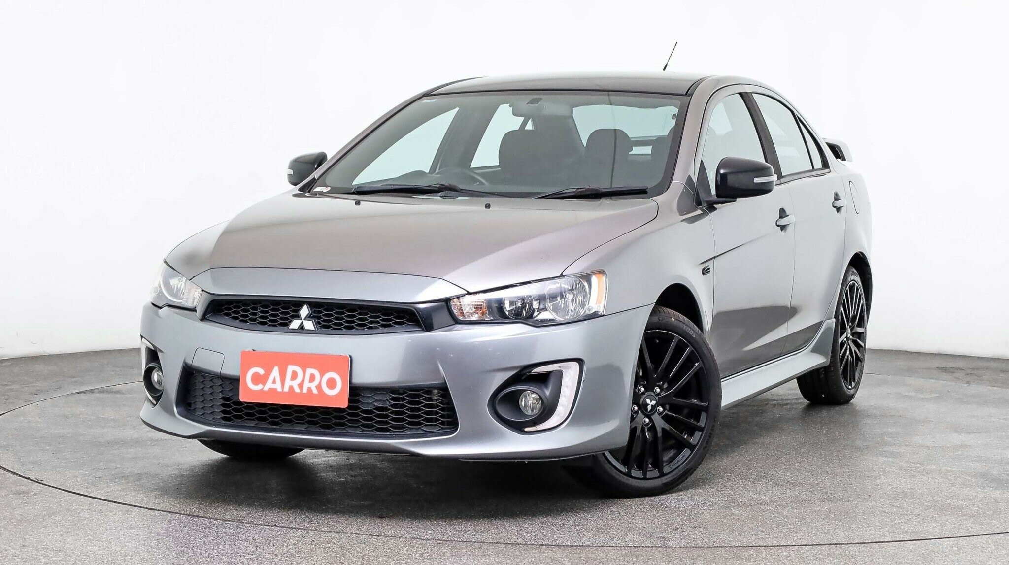 Mitsubishi Lancer image 2