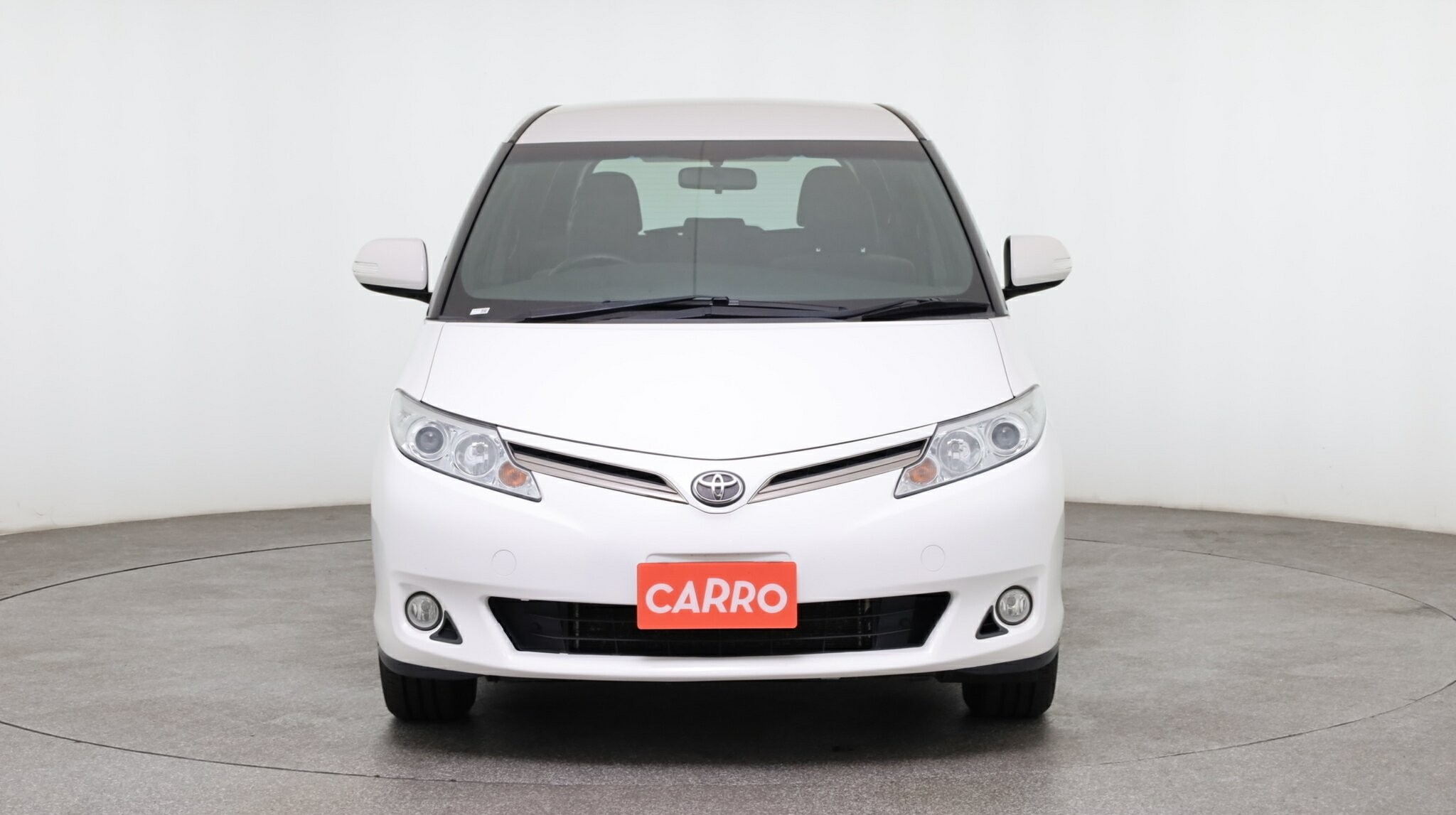 Toyota Tarago image 4