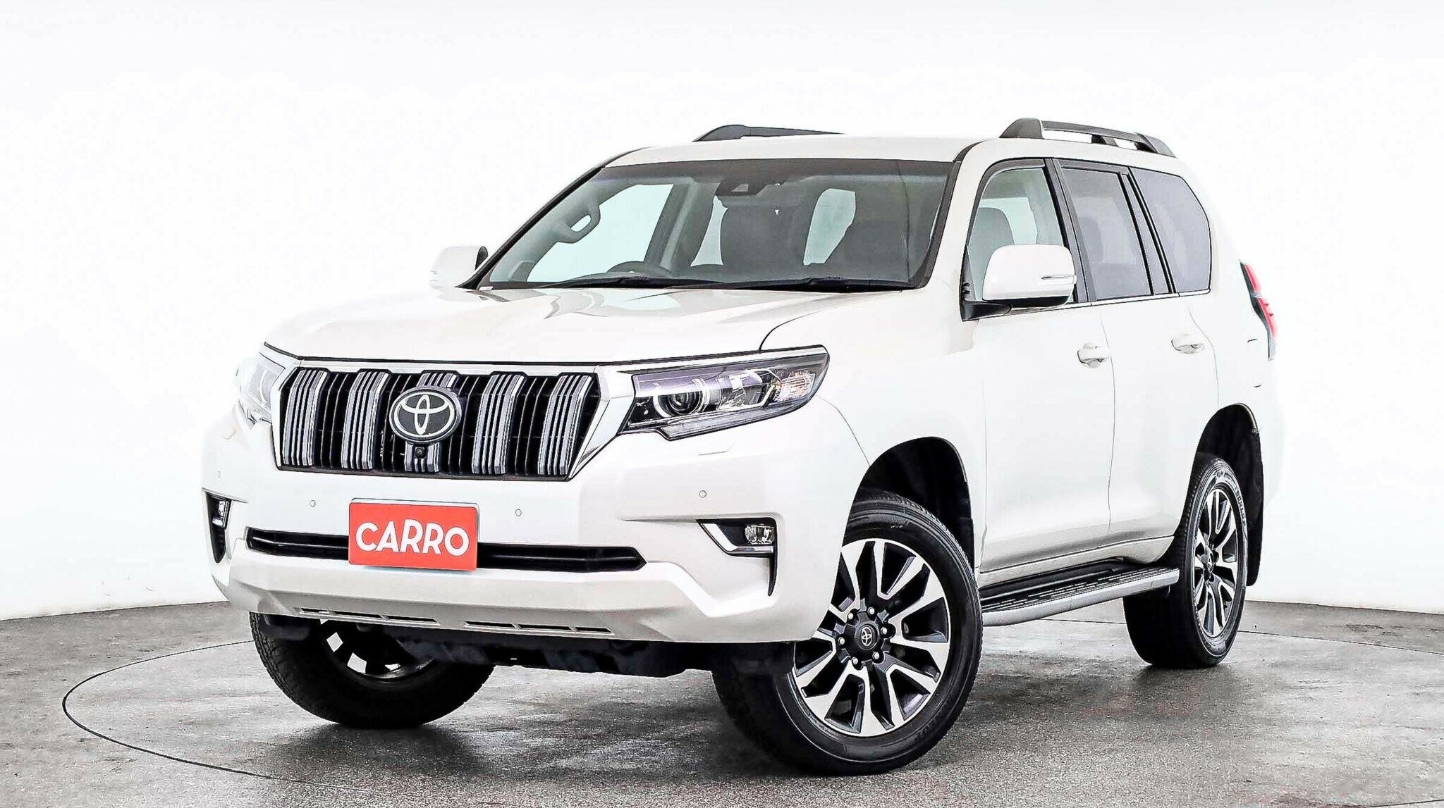 Toyota Landcruiser Prado image 2