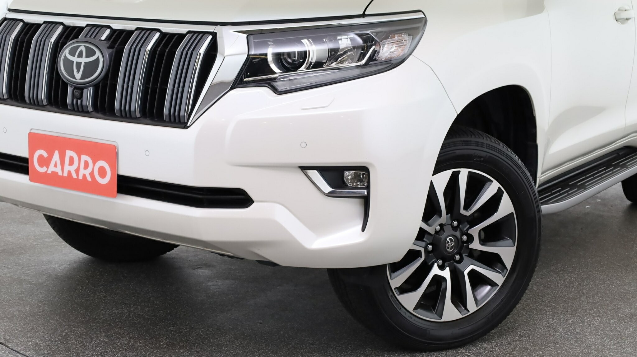 Toyota Landcruiser Prado image 3