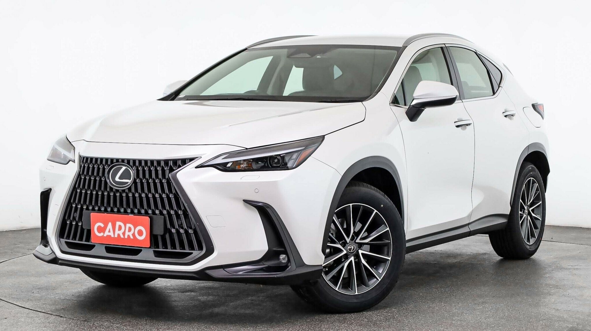 Lexus Nx image 2