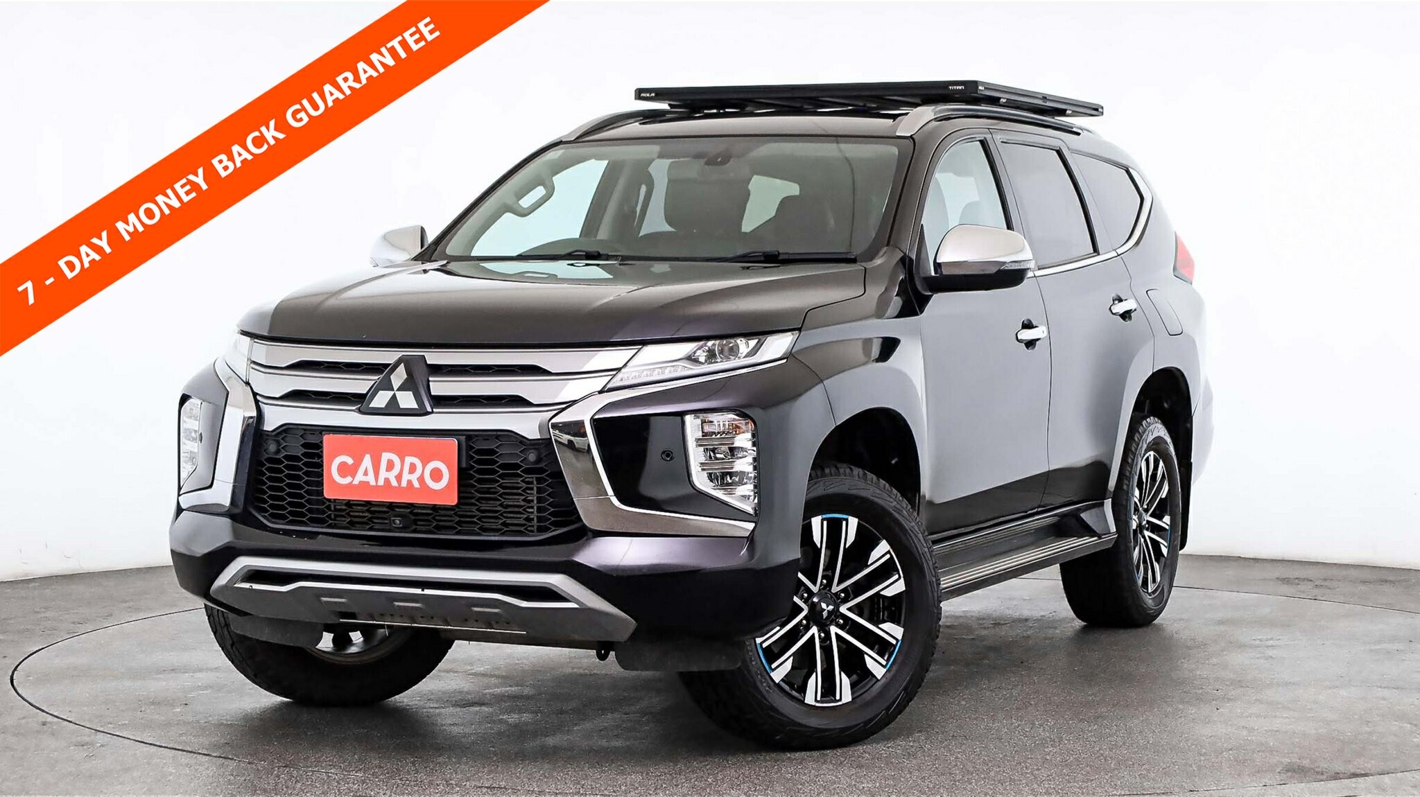 Mitsubishi Pajero Sport image 1