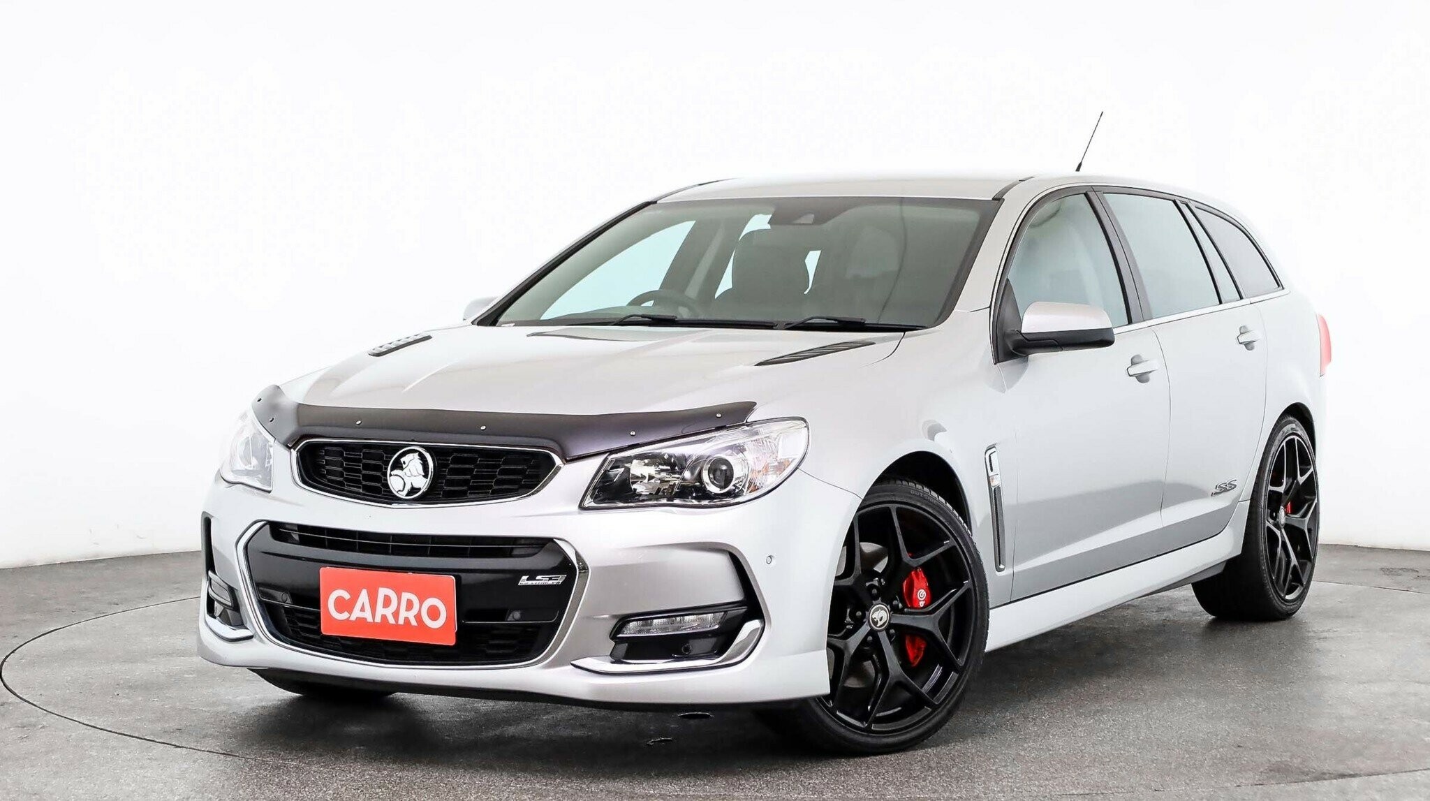 Holden Commodore image 2
