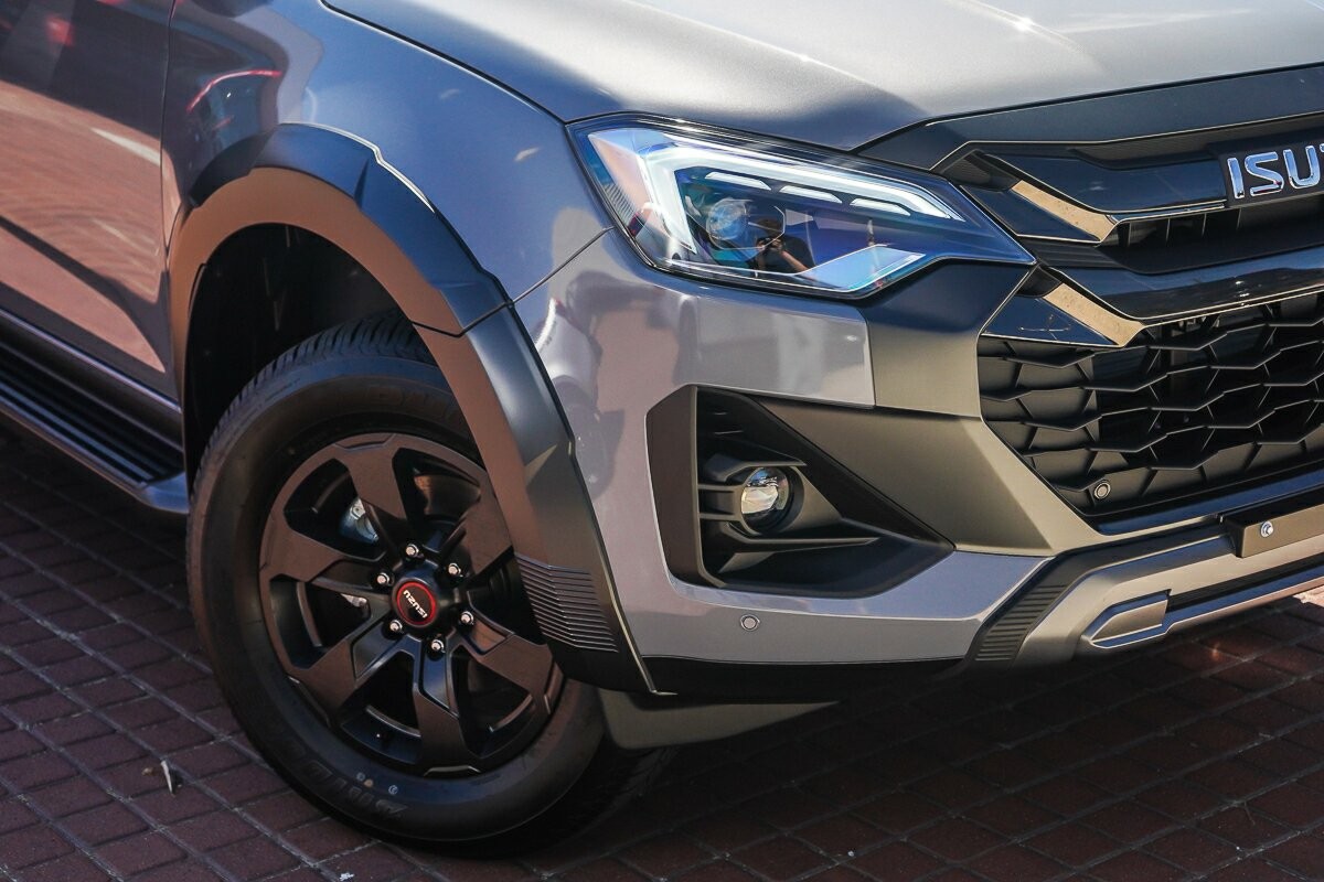 Isuzu D-max image 2