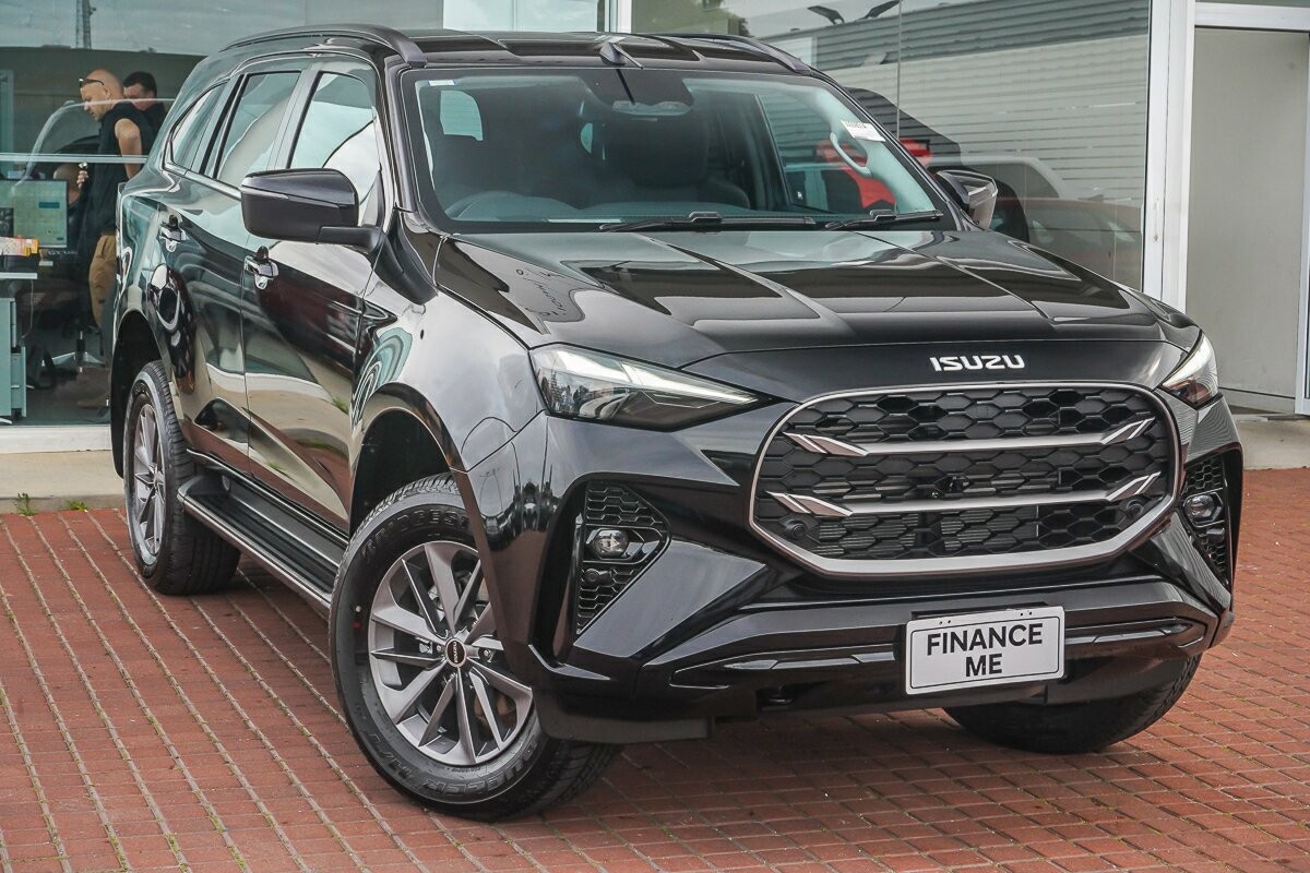 Isuzu Mu-x image 1