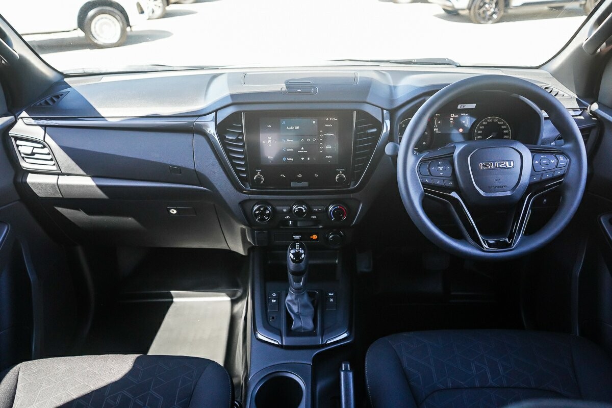 Isuzu D-max image 2