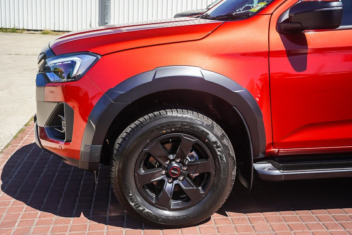 Isuzu D-max image 2