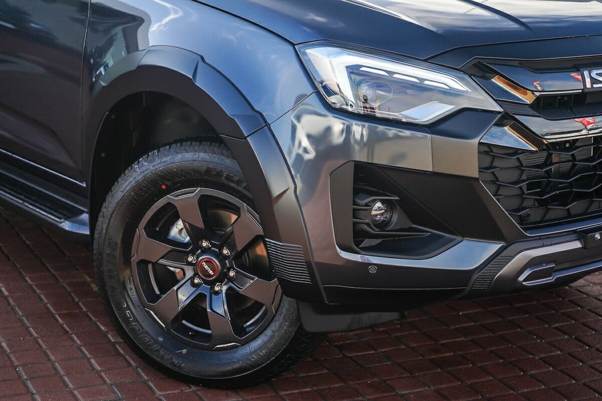 Isuzu D-max image 2