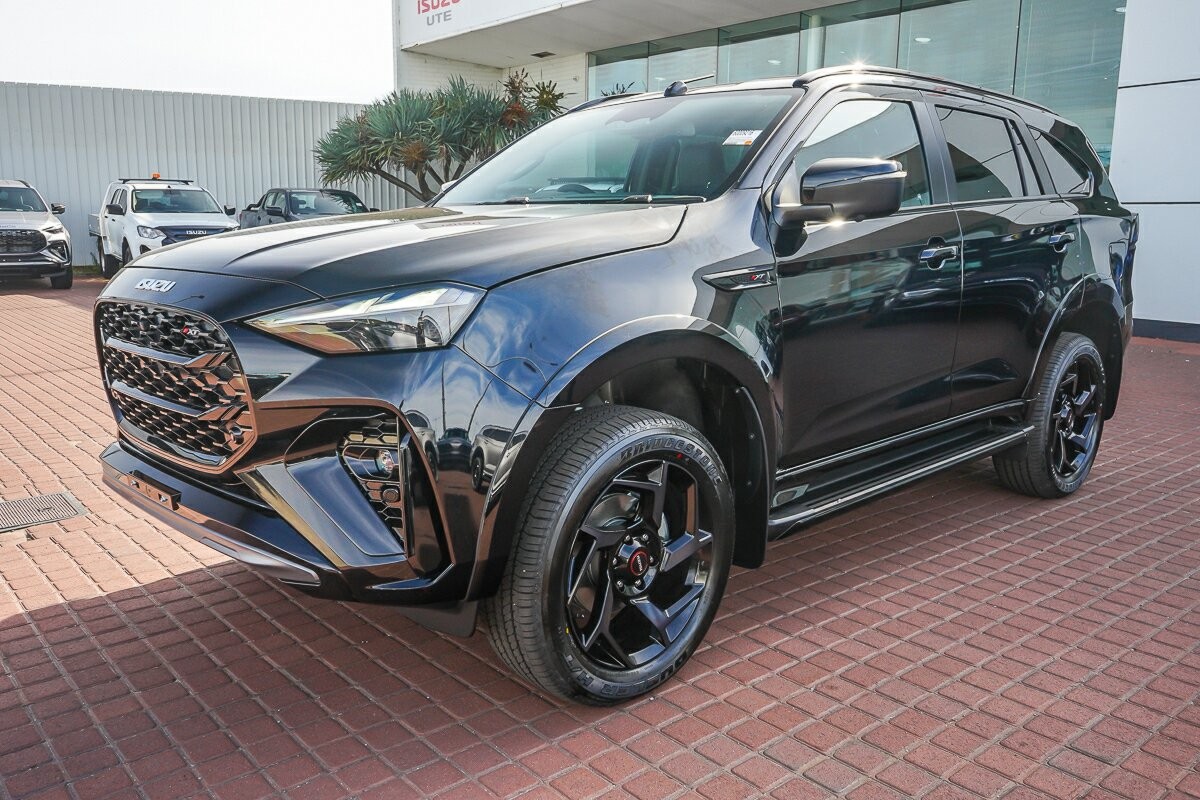 Isuzu Mu-x image 1