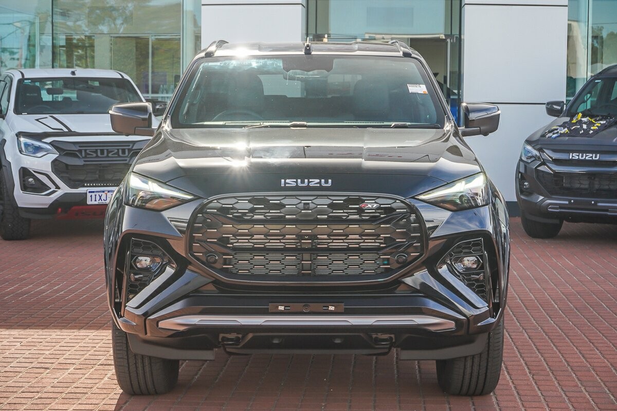 Isuzu Mu-x image 3