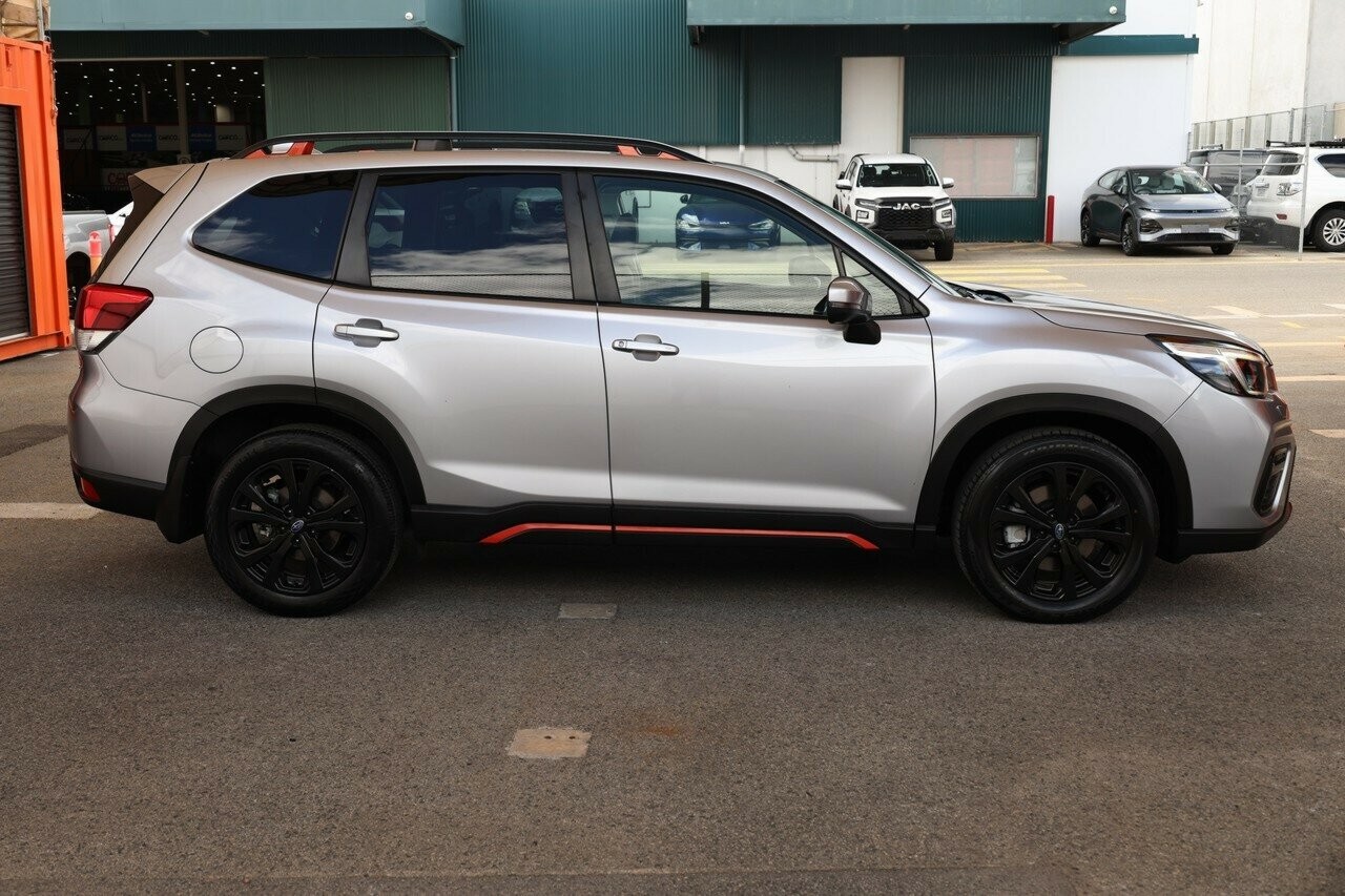 Subaru Forester image 2