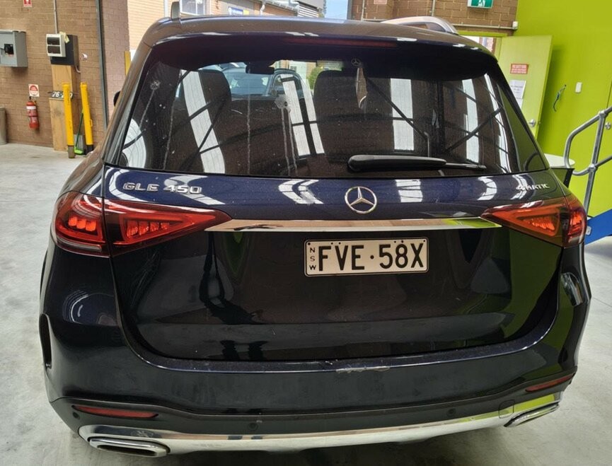 Mercedes Benz Gle-class image 2