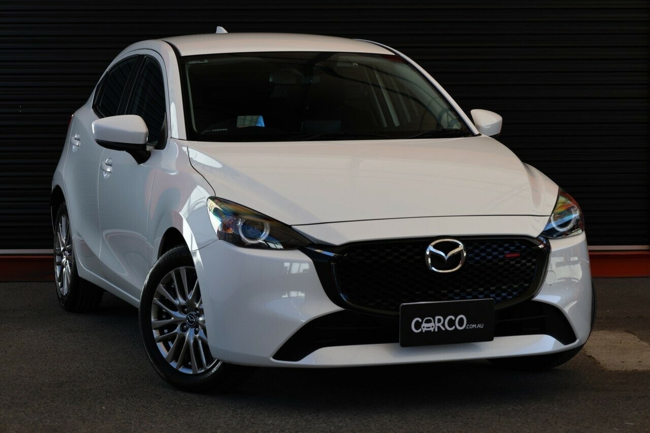 Mazda 2 image 1