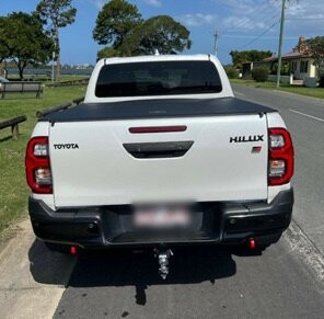 Toyota Hilux image 3
