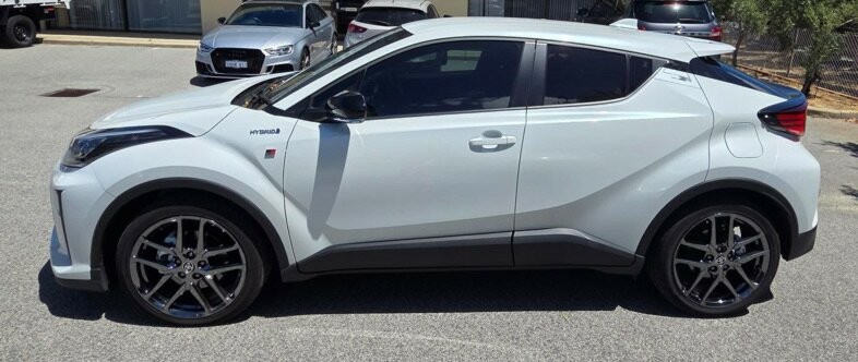 Toyota C-hr image 1