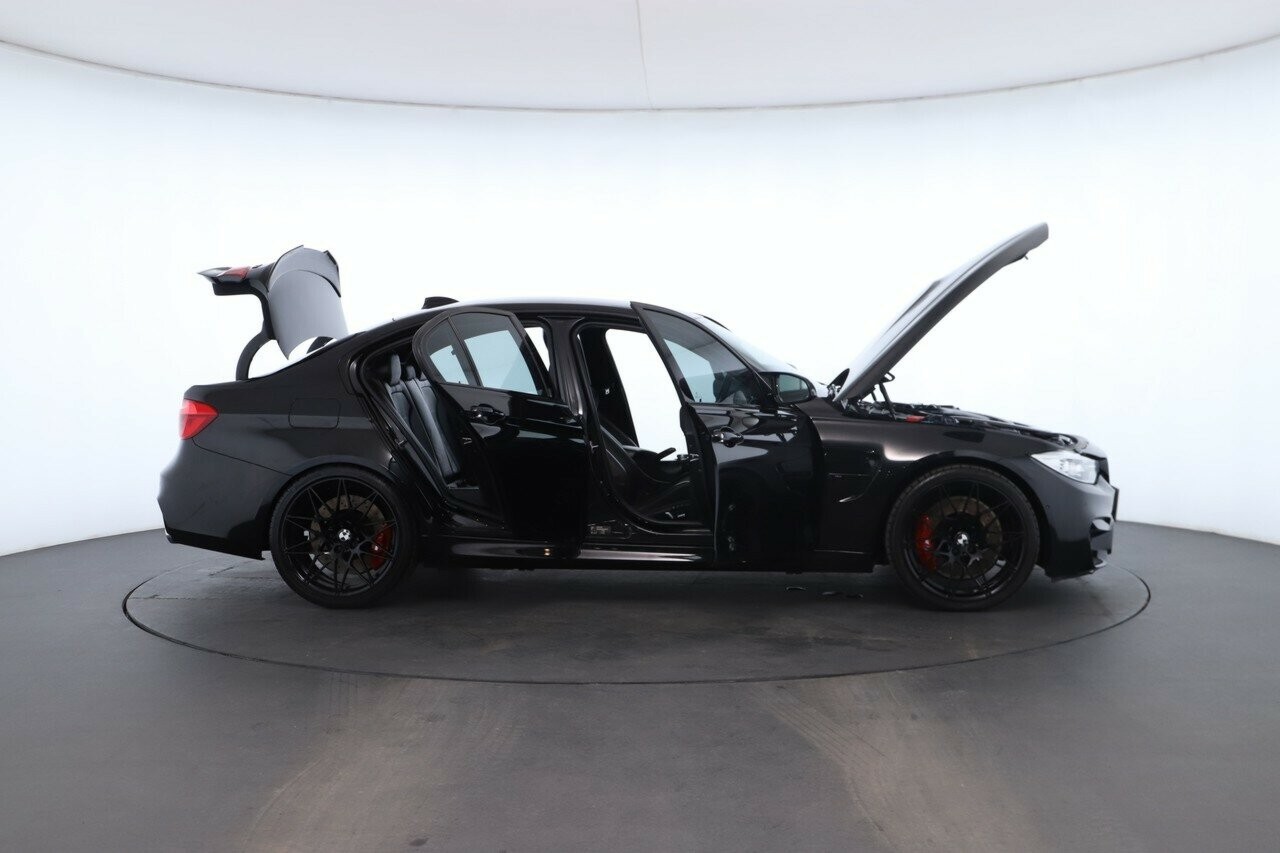 BMW M3 image 2