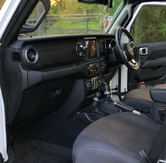 Jeep Wrangler image 3