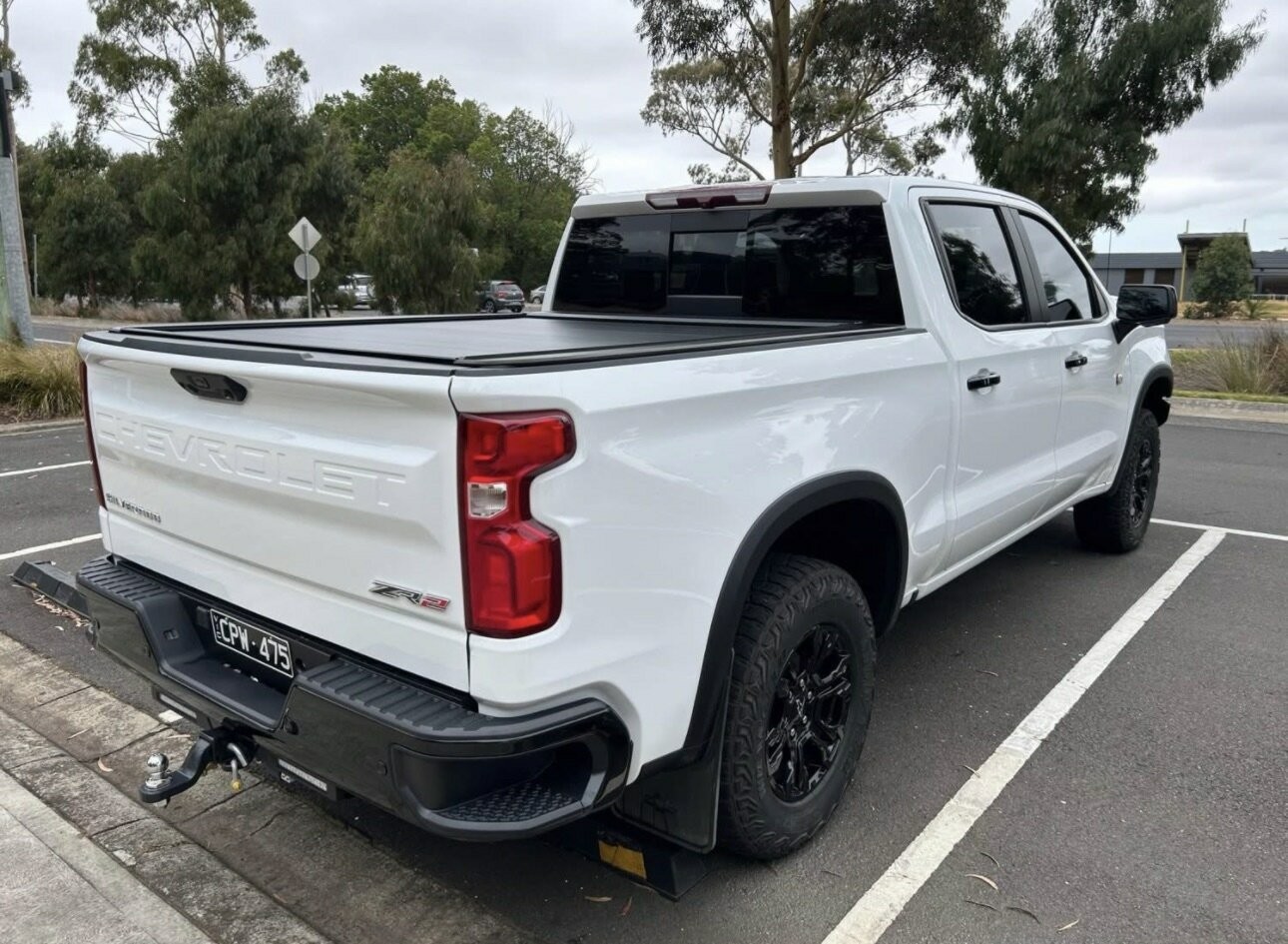 Chevrolet Silverado image 4