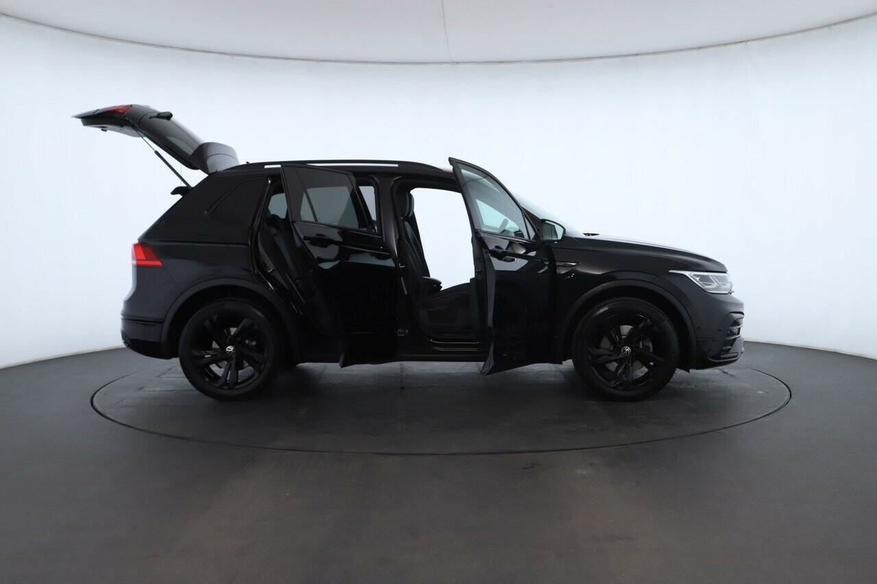 Volkswagen Tiguan image 2