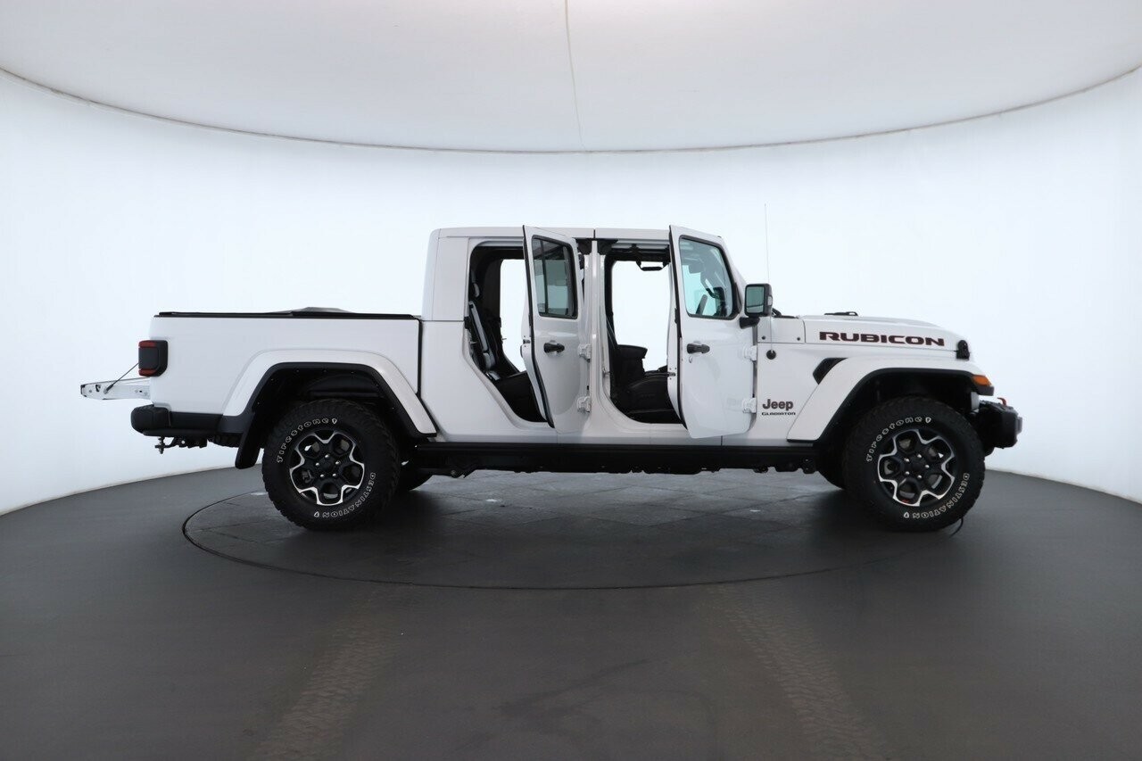 Jeep Gladiator image 2