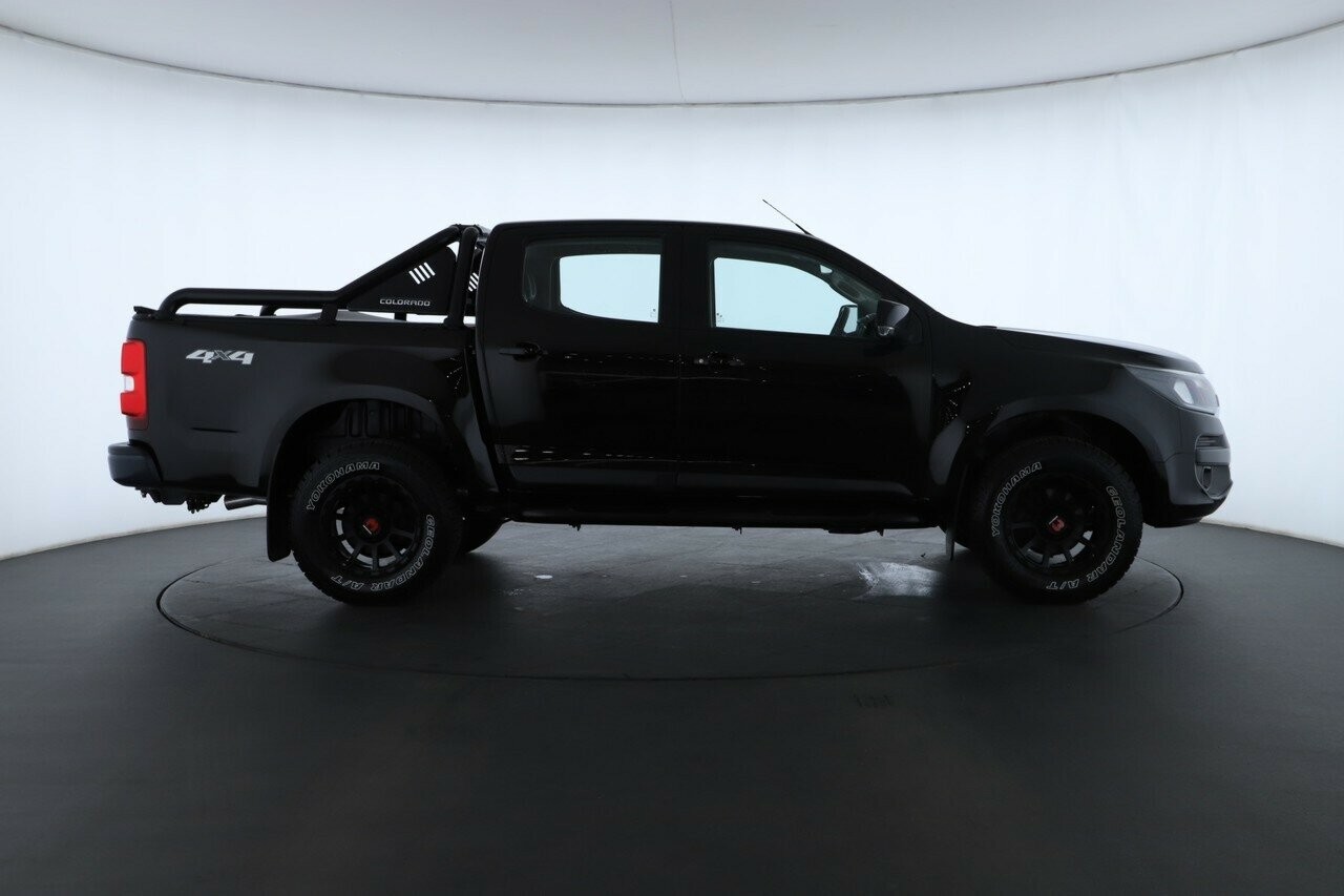 Holden Colorado image 3