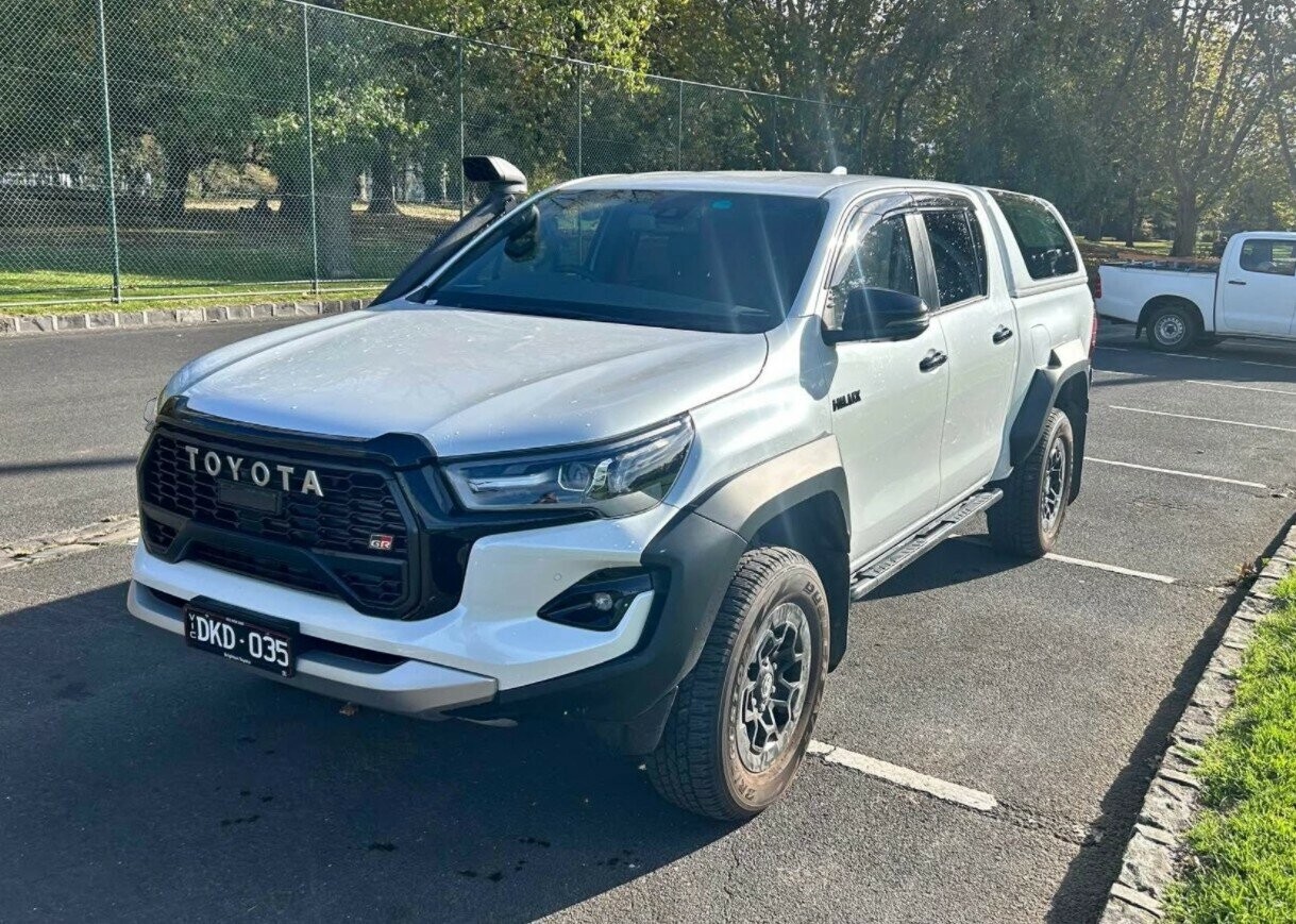 Toyota Hilux image 1
