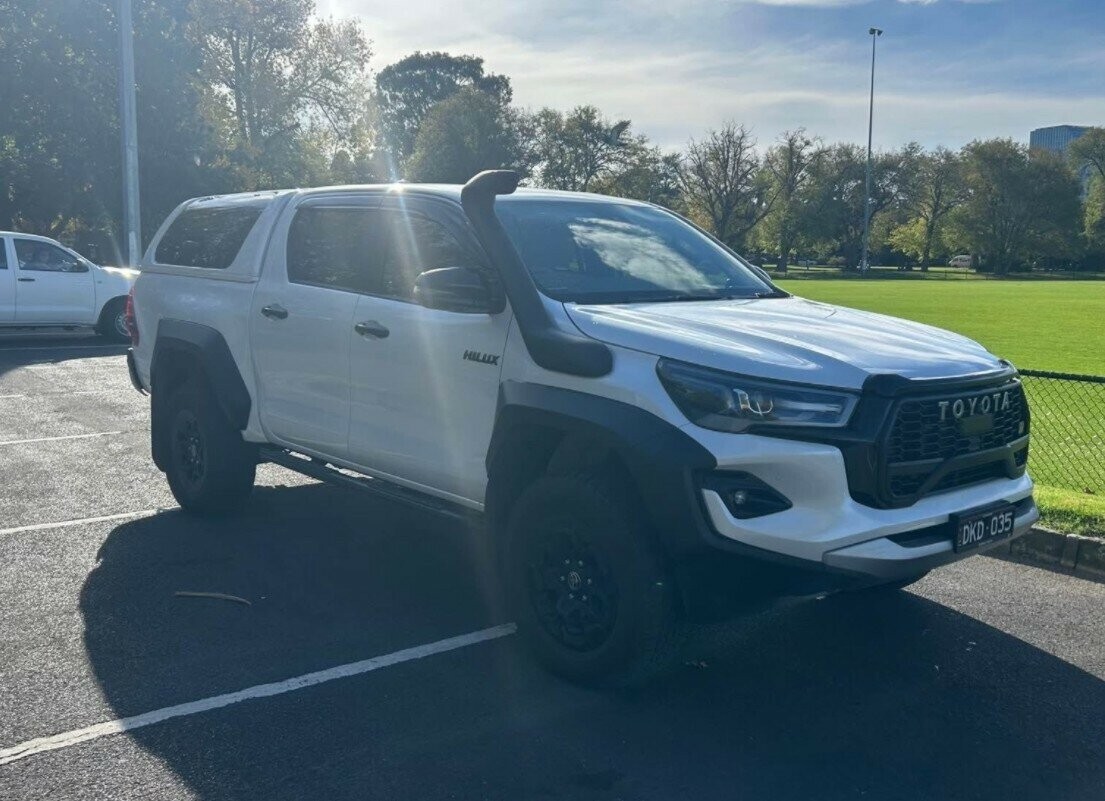 Toyota Hilux image 3