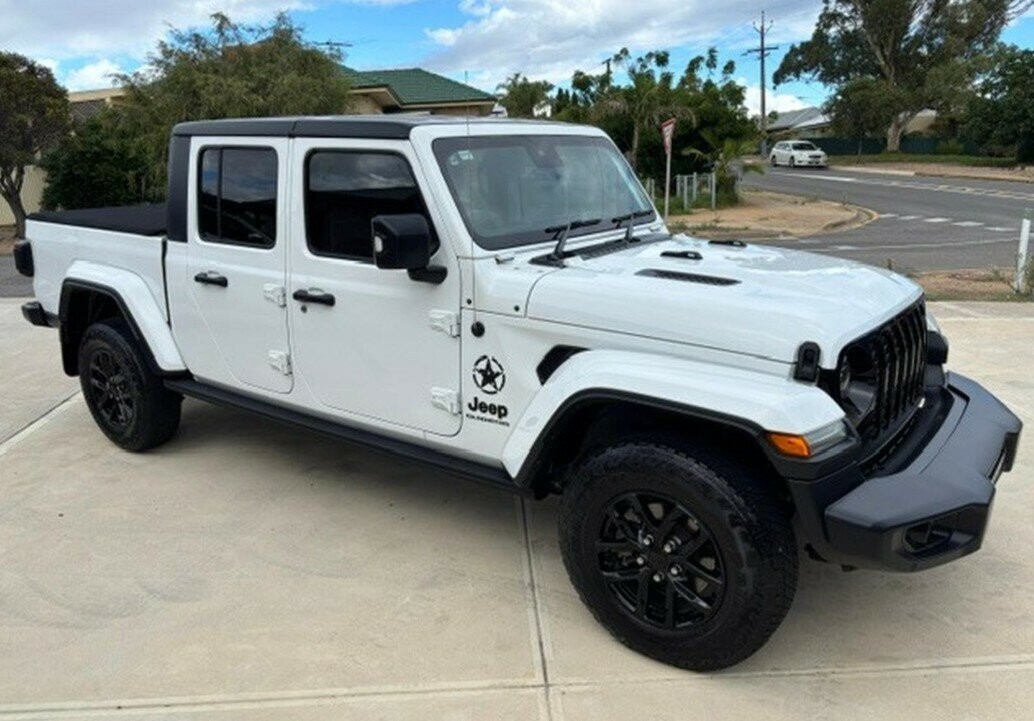Jeep Gladiator image 1