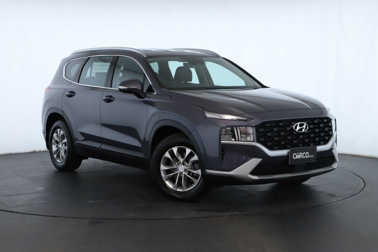 Hyundai Santa Fe image 1