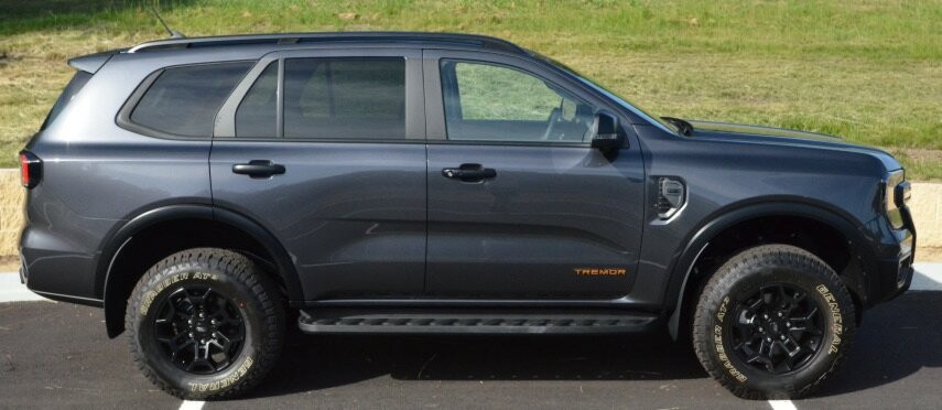 Ford Everest image 3