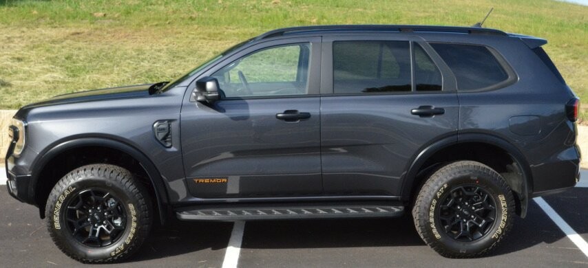 Ford Everest image 4